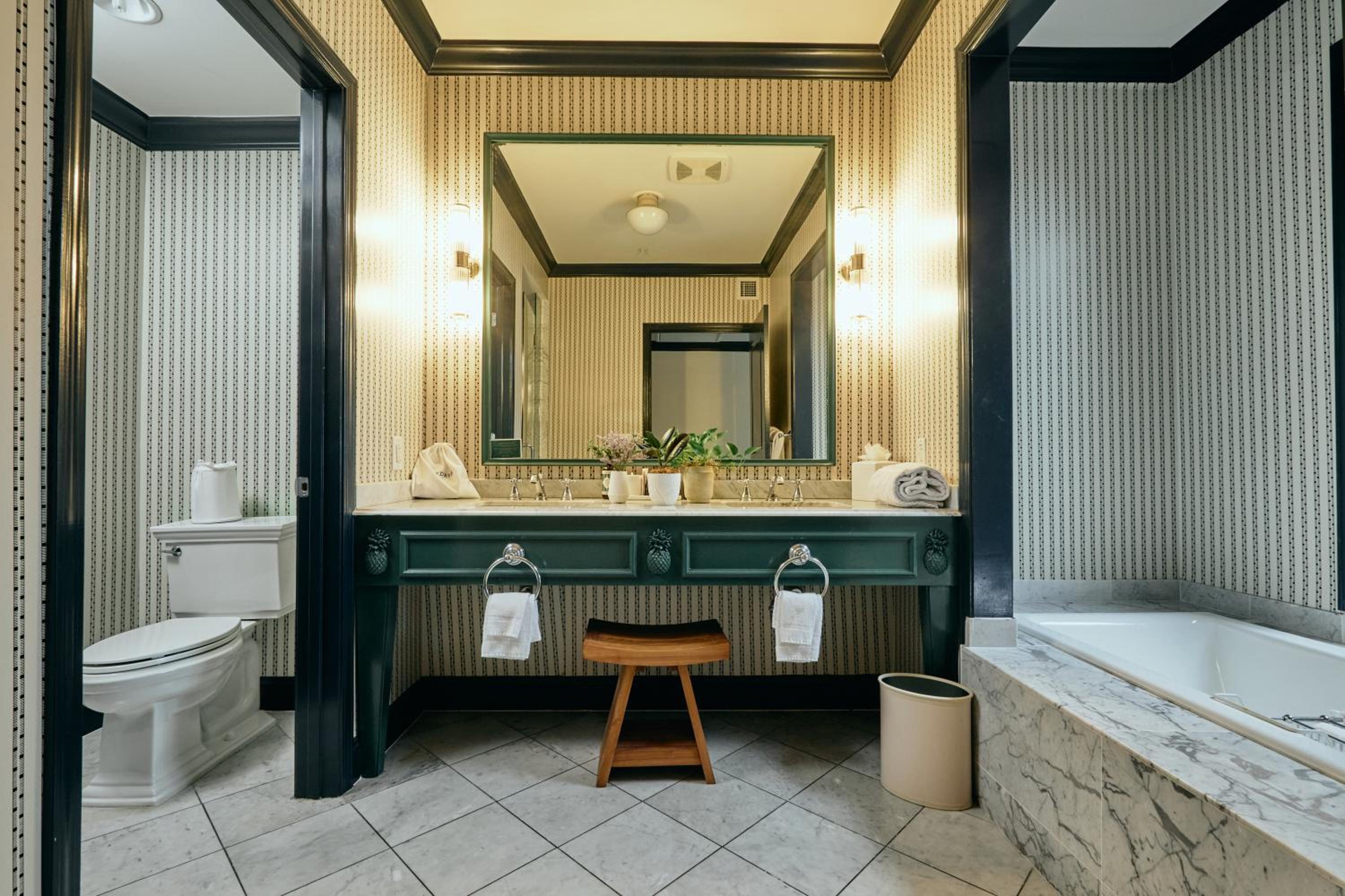 Presidential Suite photo 2