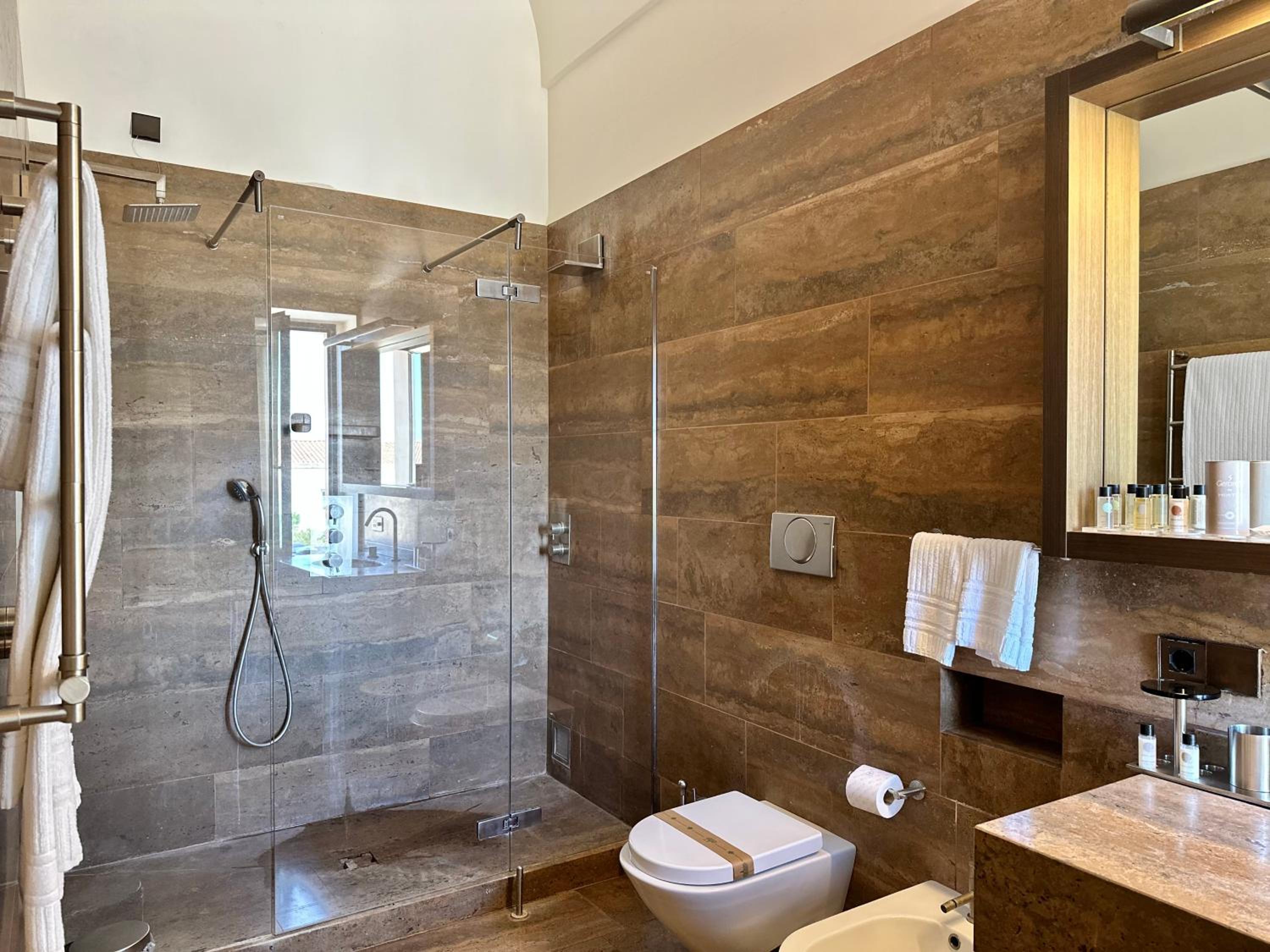 Exclusive Double Room photo 2