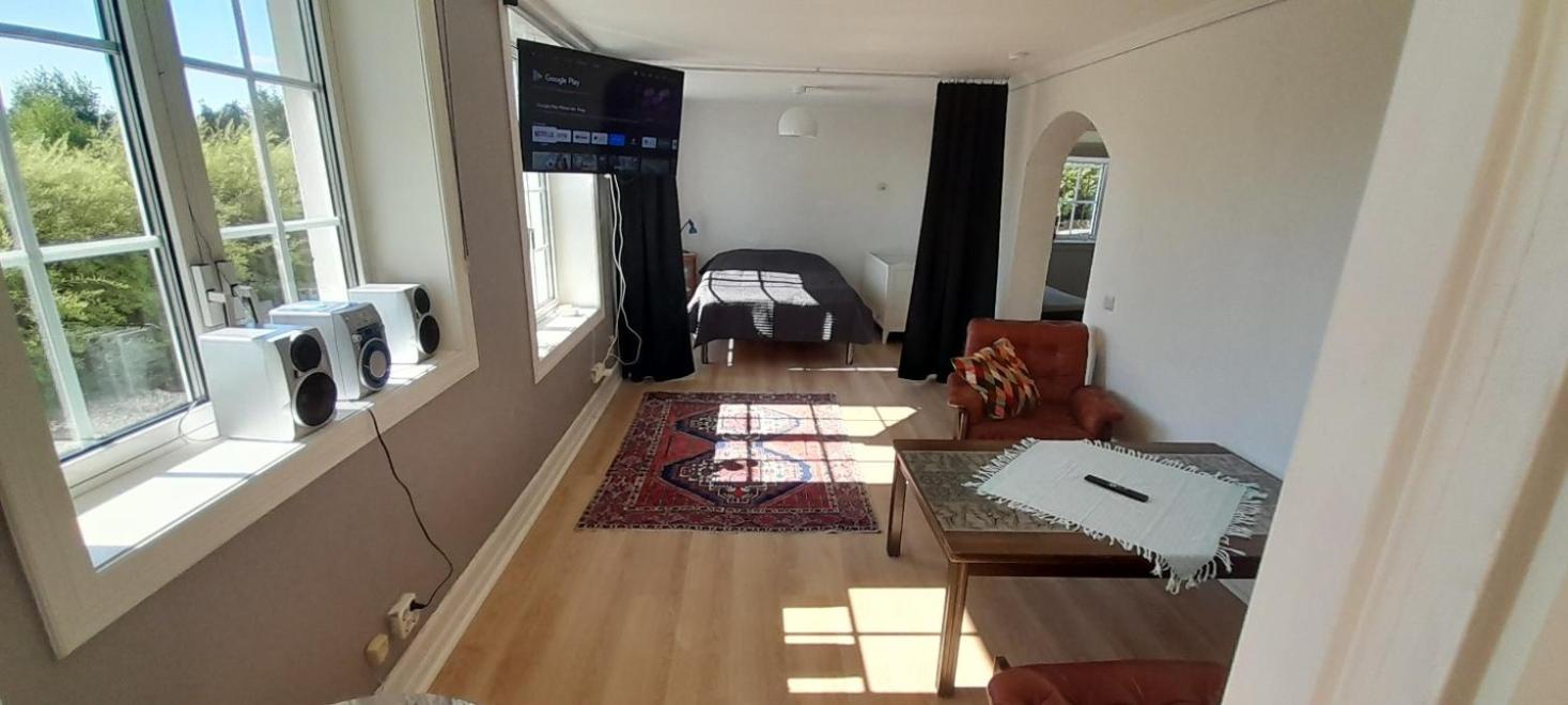 Apartment photo 1