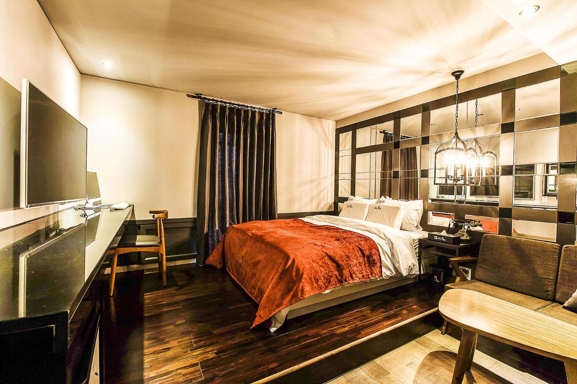 Double Room - Photo 2