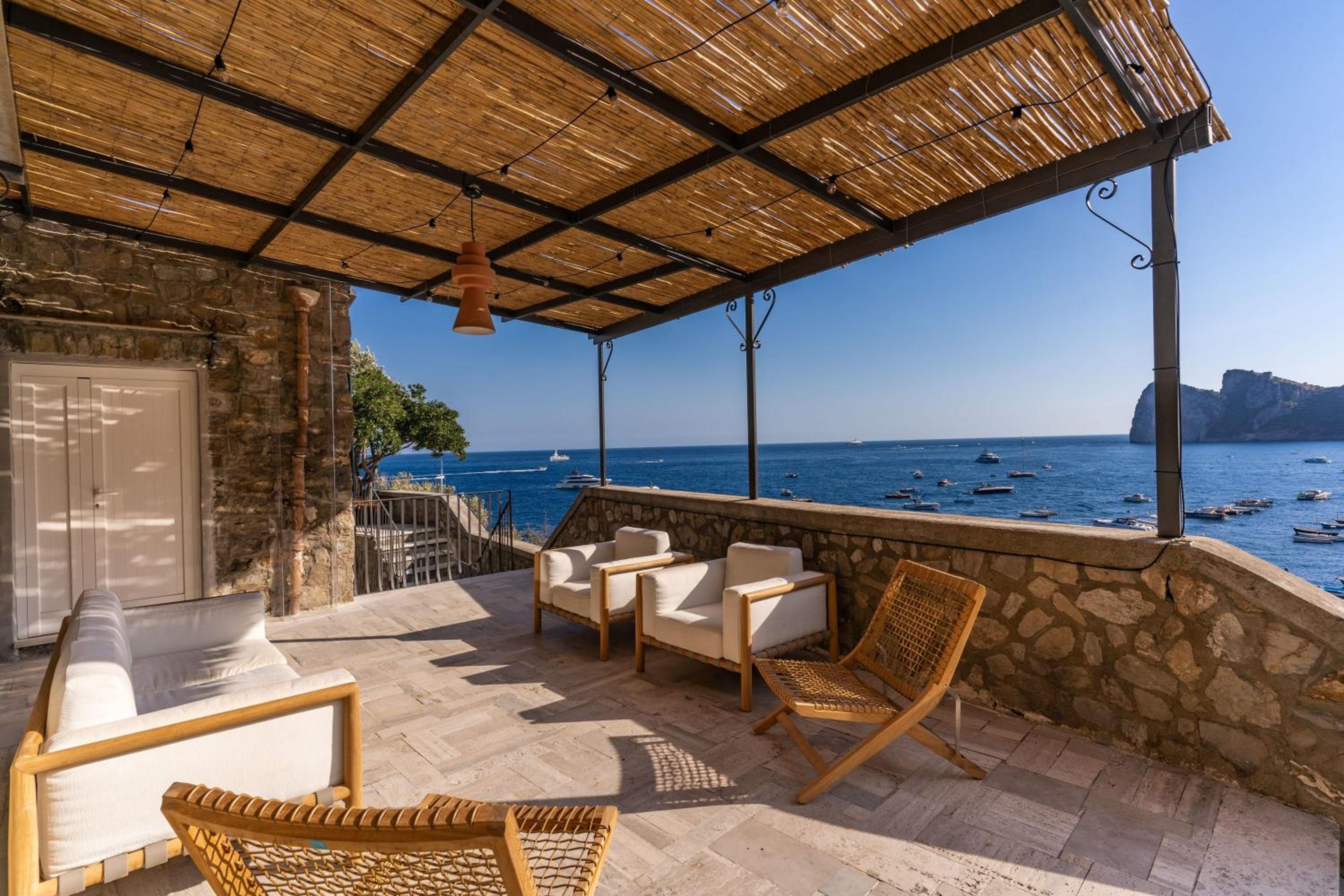 Villa with Sea View photo 3