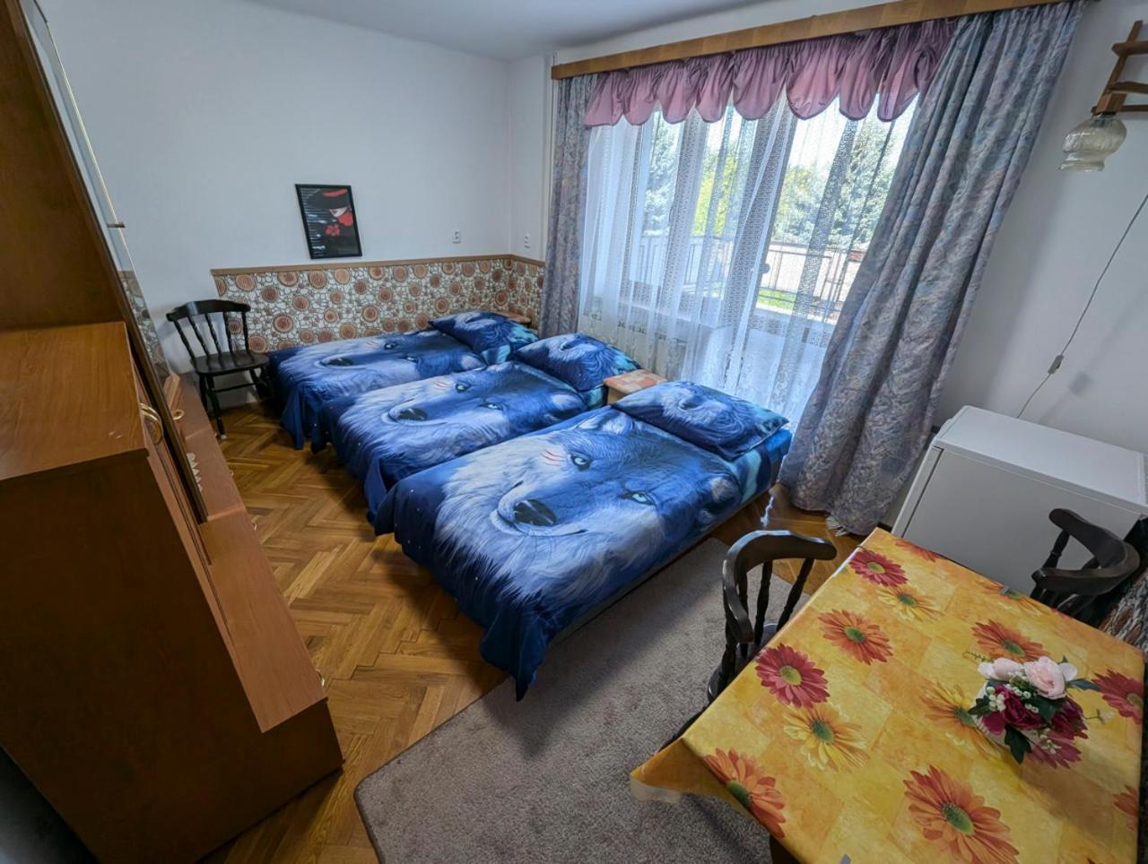 Triple Room with Shared Bathroom photo 1