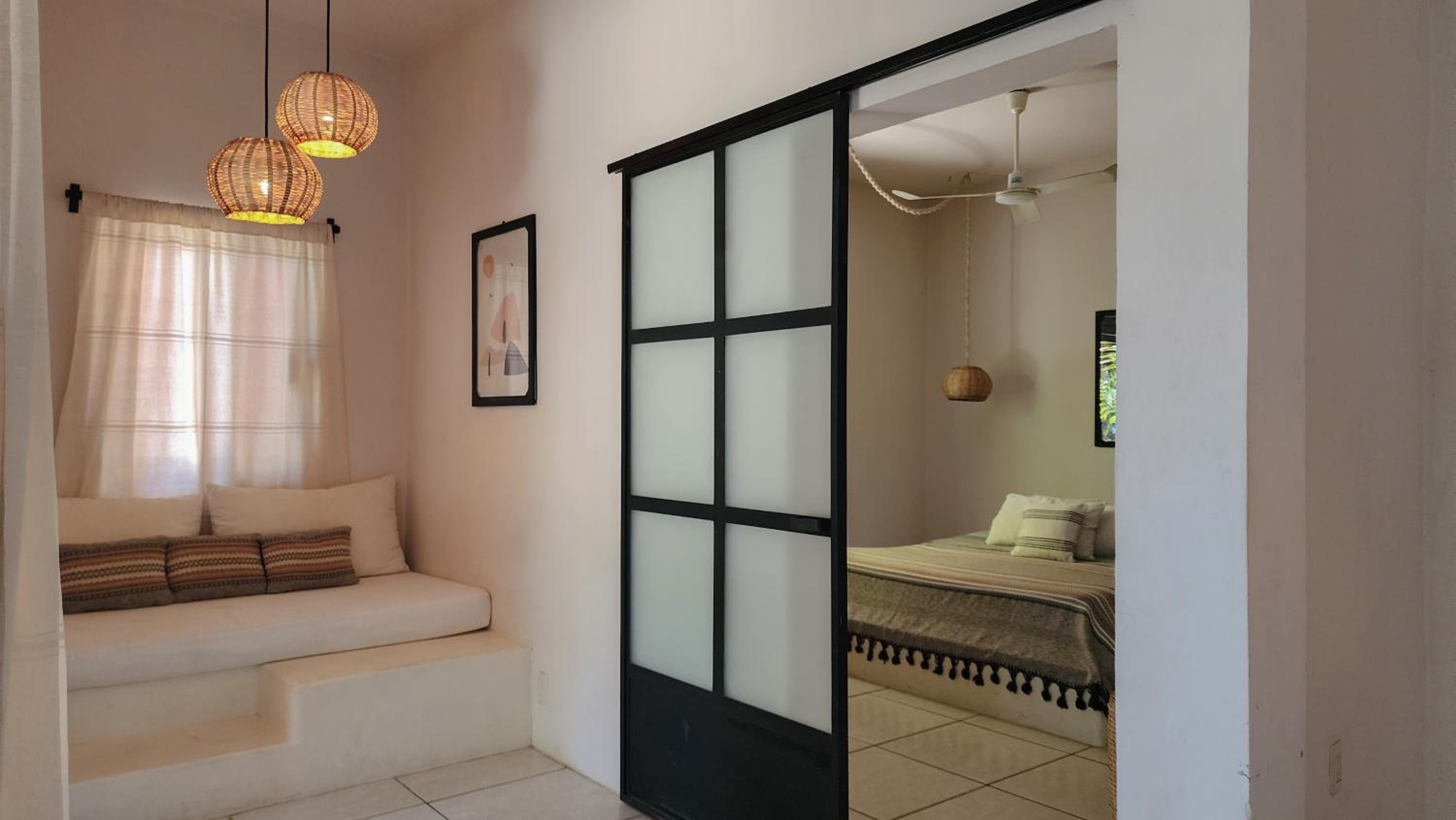 One-Bedroom Apartment - Photo 9