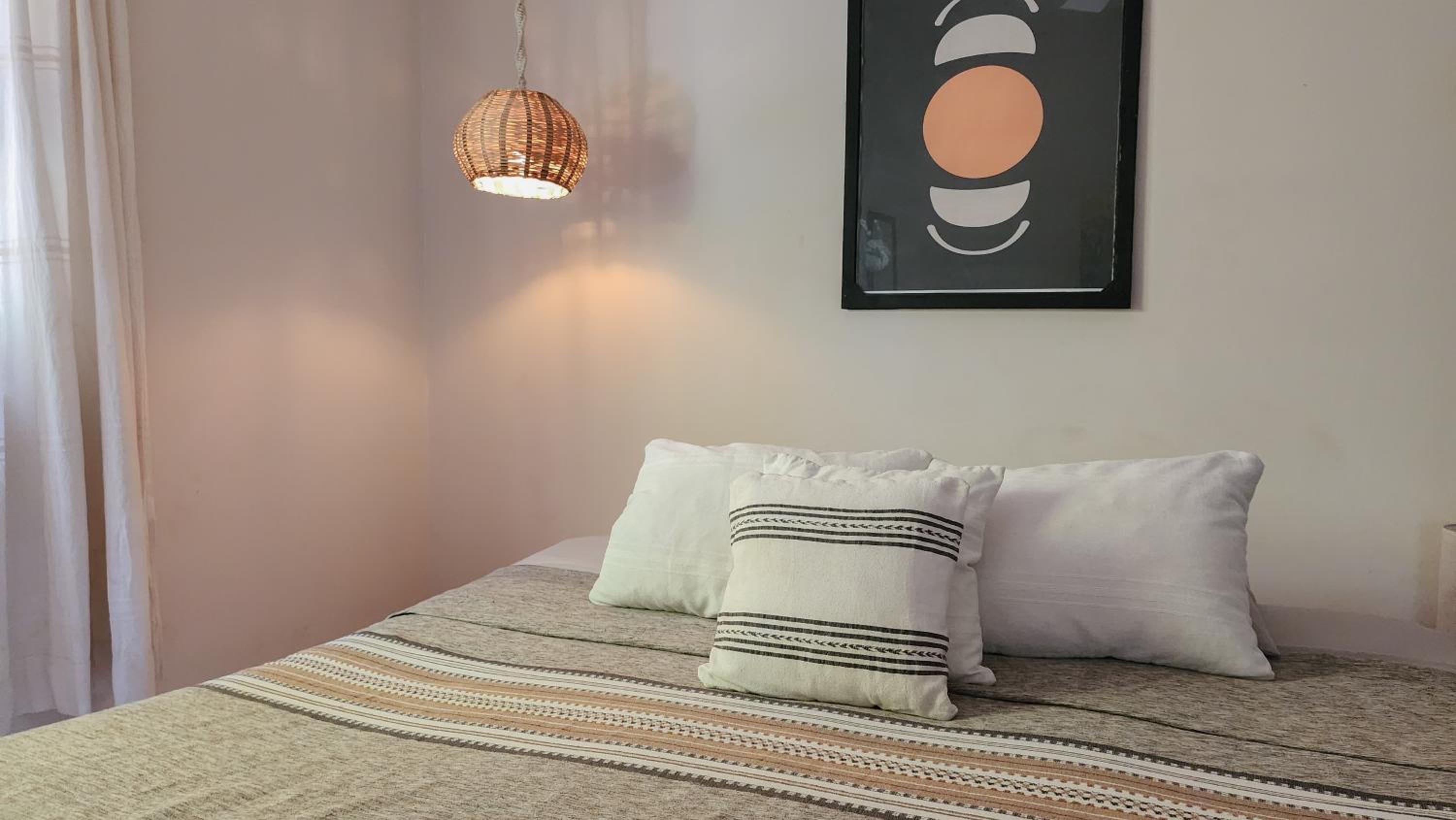 One-Bedroom Apartment - Photo 10