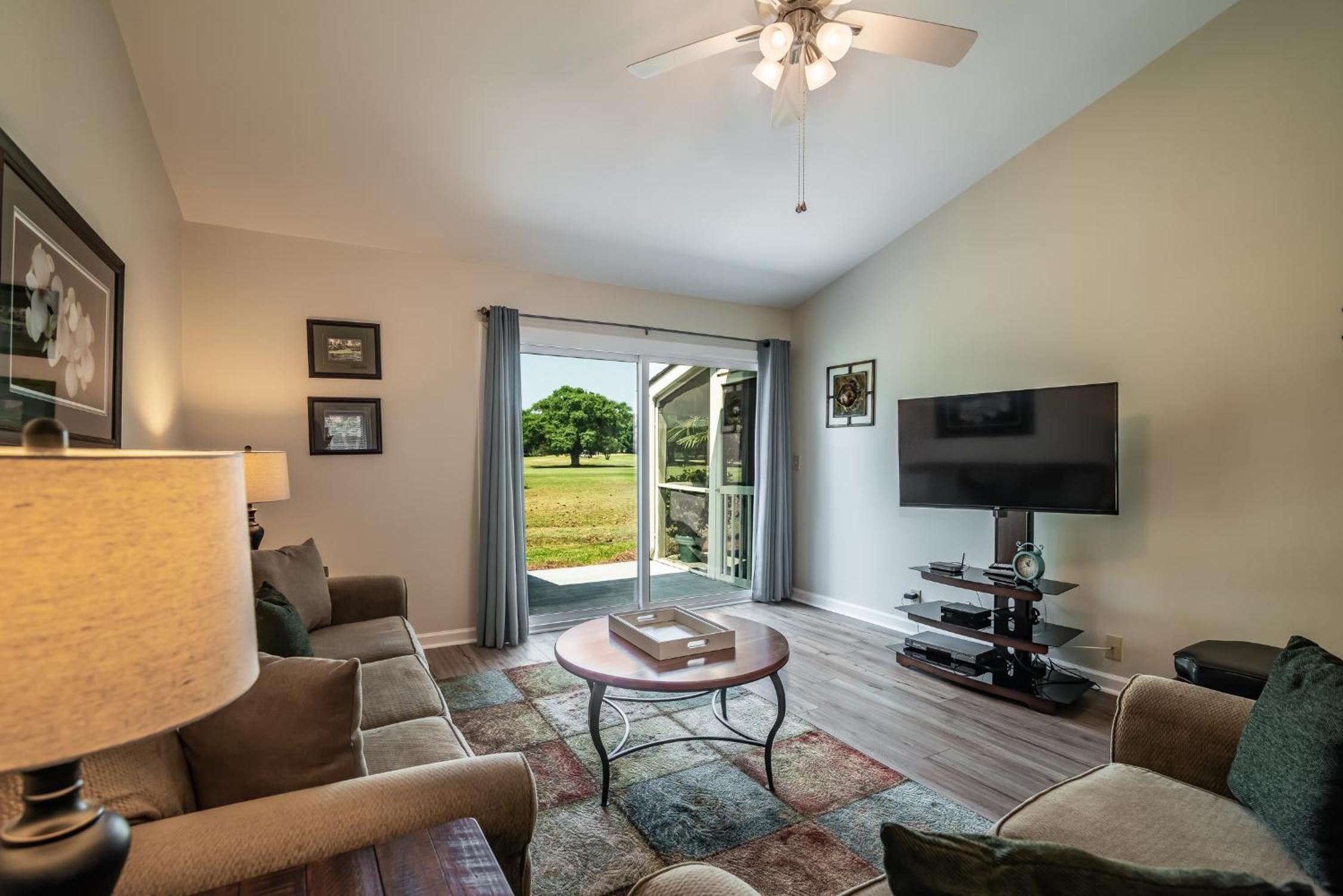 Fairway Three Bedroom Villa - Photo 2