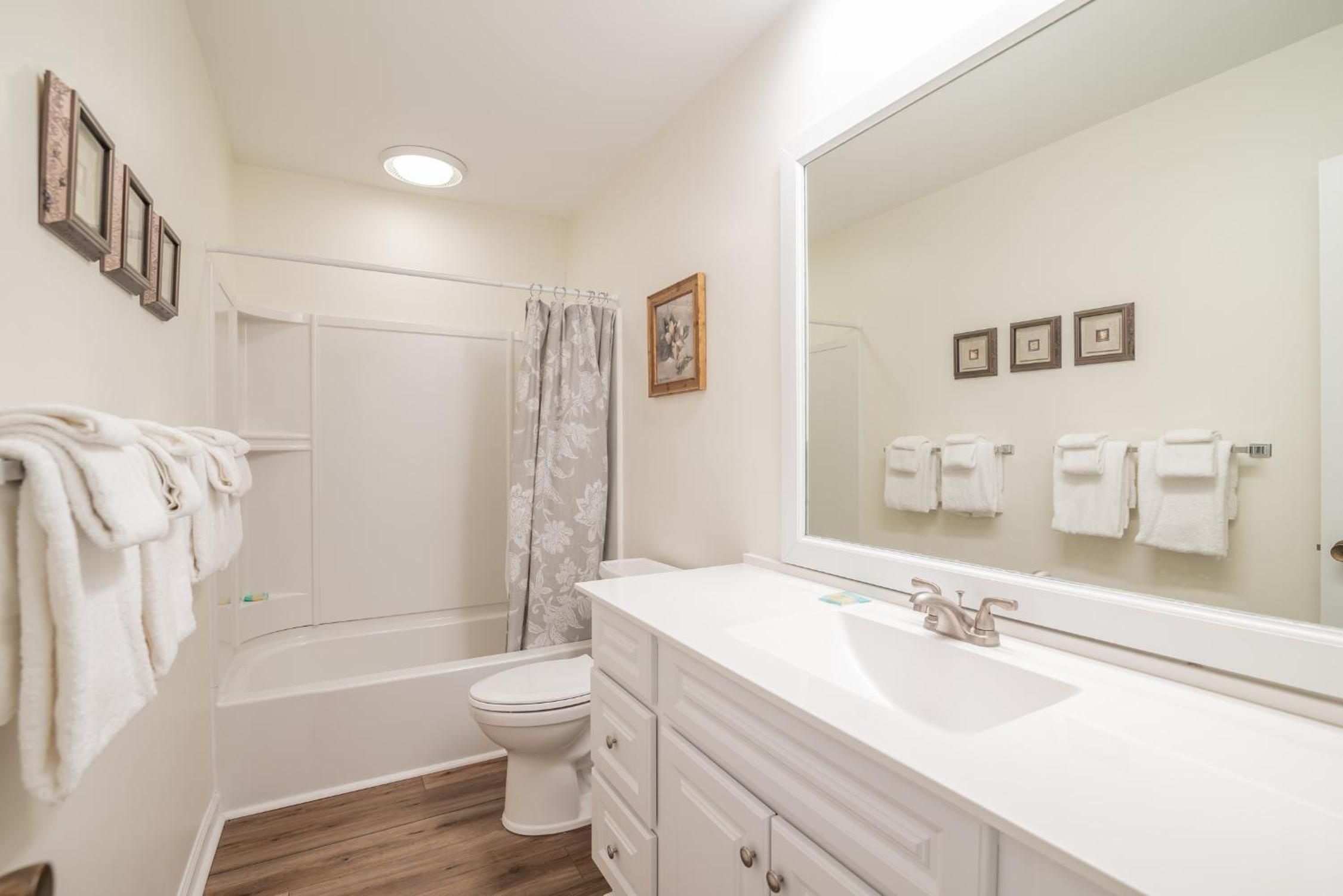 Fairway Three Bedroom Villa - Photo 10
