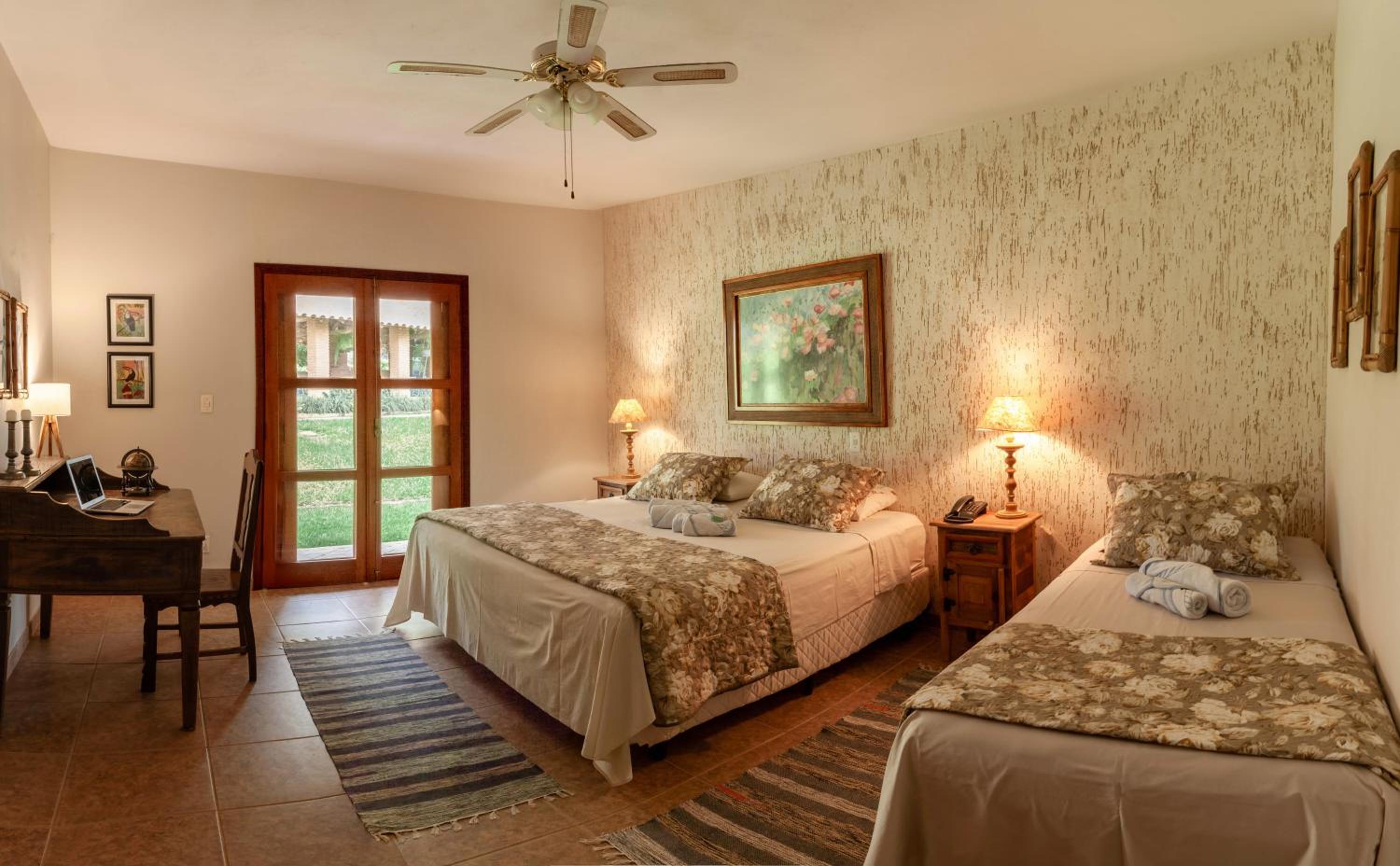 Double Room With Extra Bed photo 1
