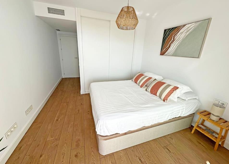 Apartamento de Dos Habitaciones con Vista a la Bahía
