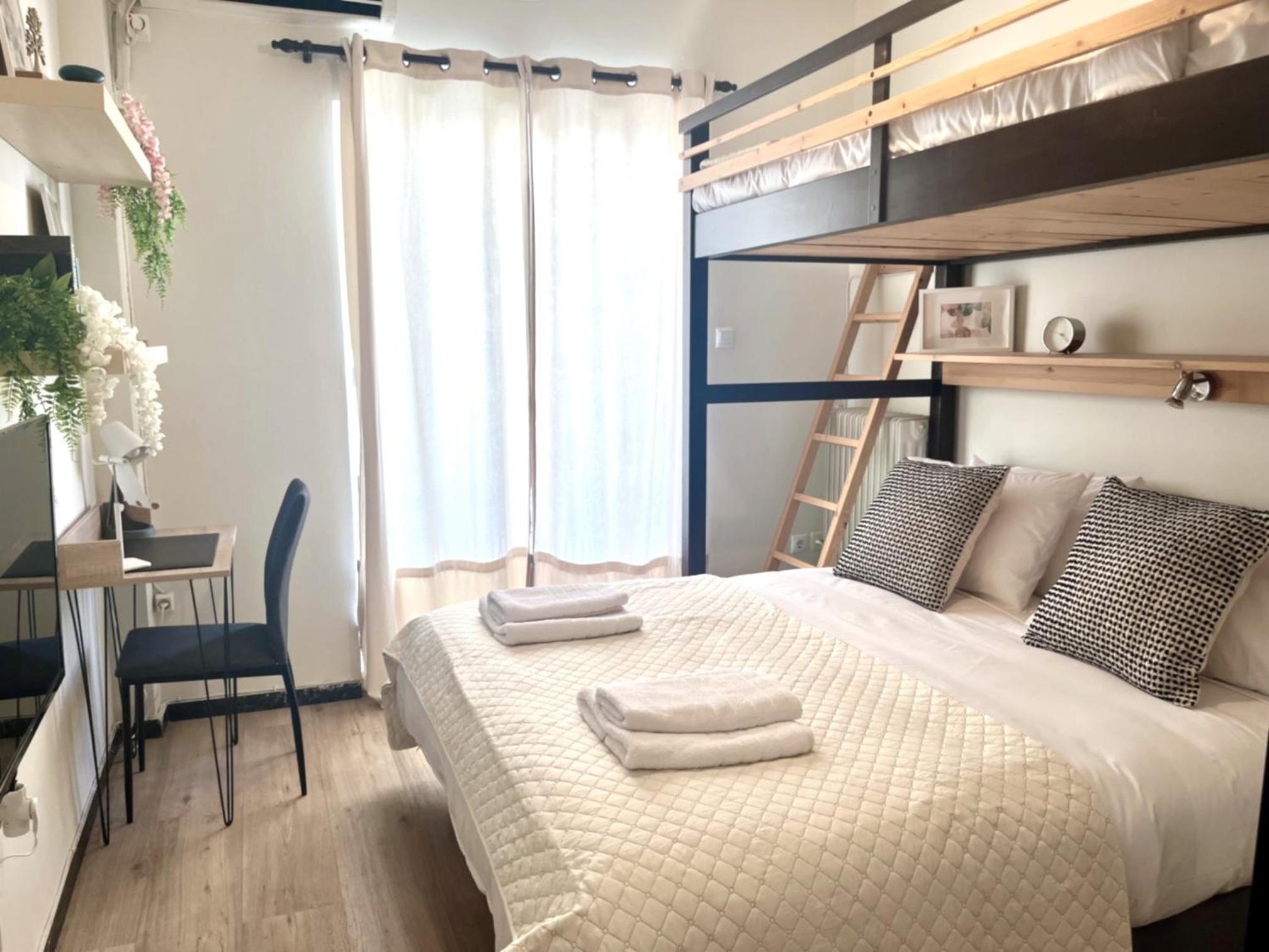 Studio Apartment with Balcony