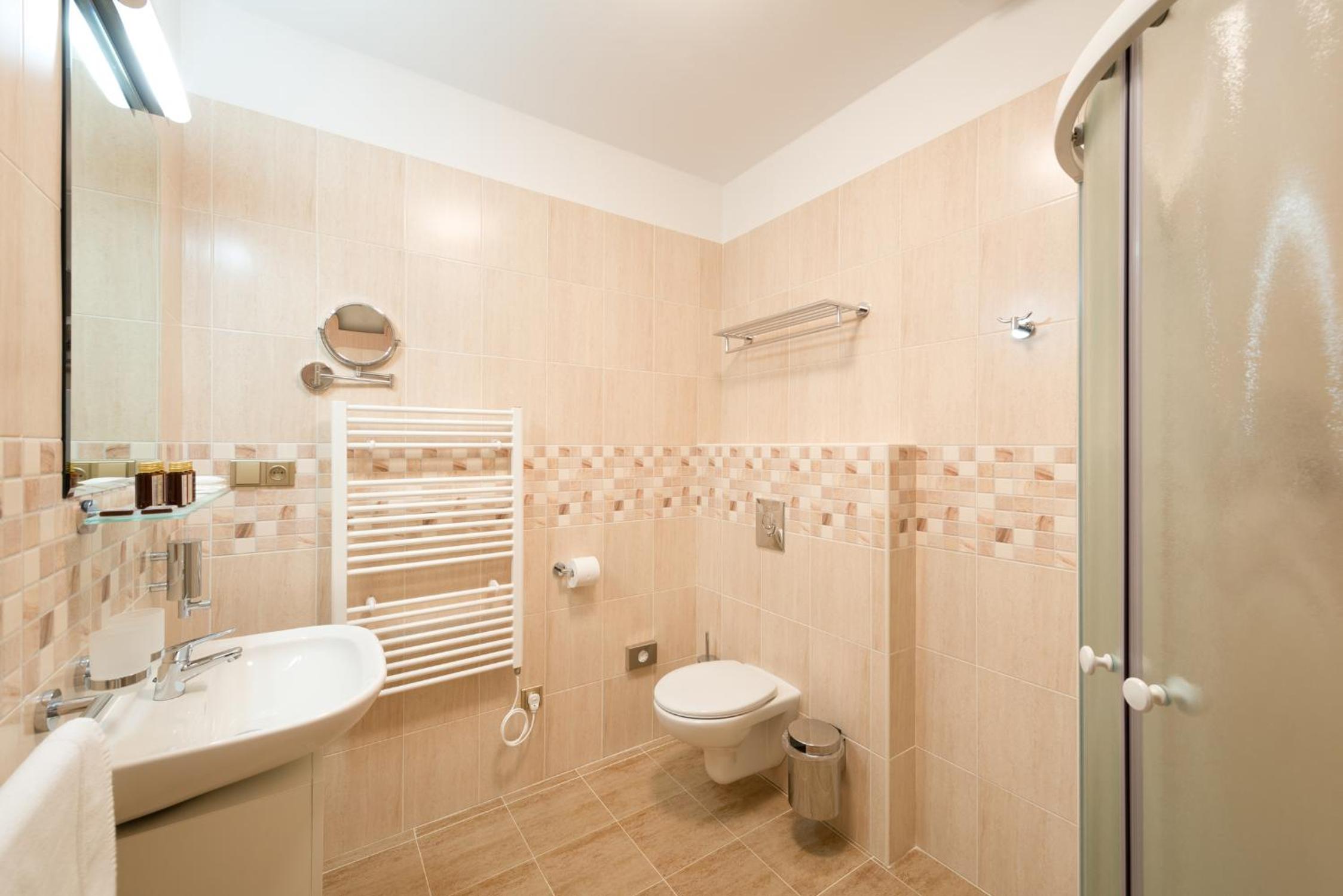 Double or Twin Room photo 3