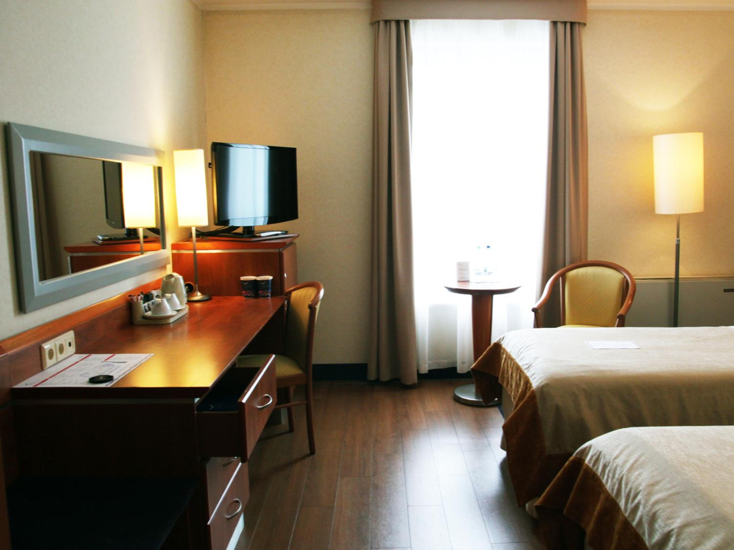 Double Room - Photo 9