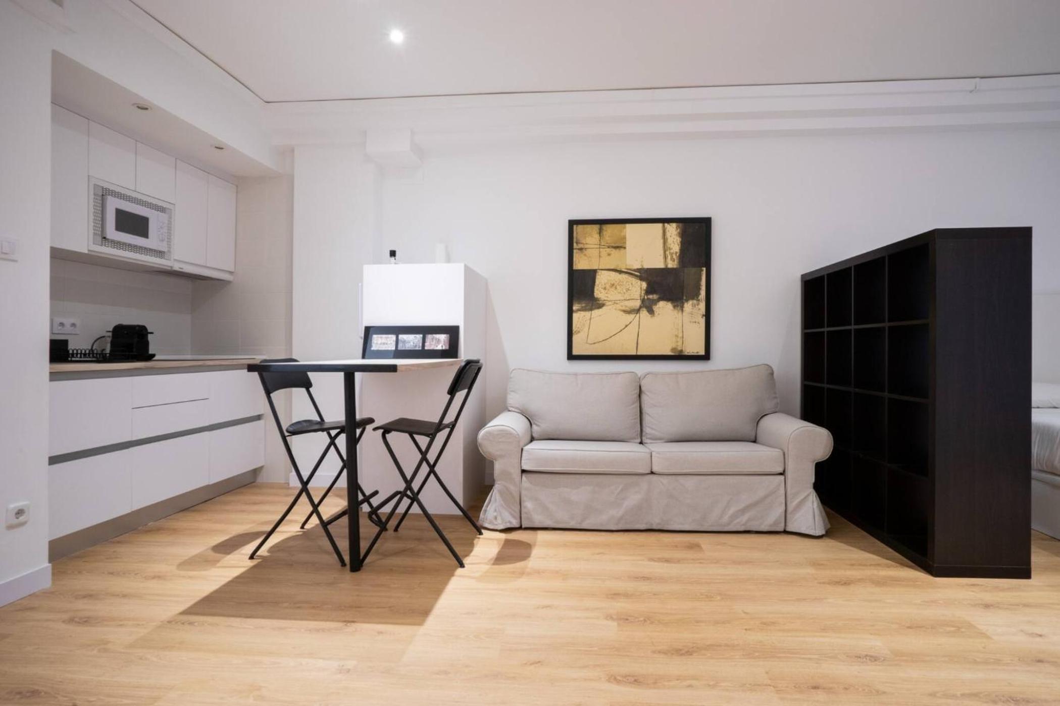 One-Bedroom House photo 3