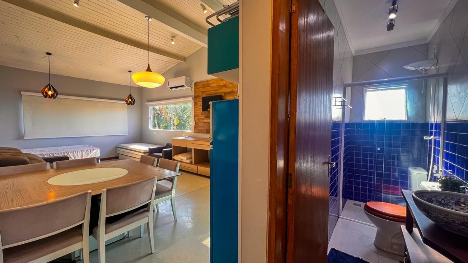 Apartment with Sea View - Photo 8