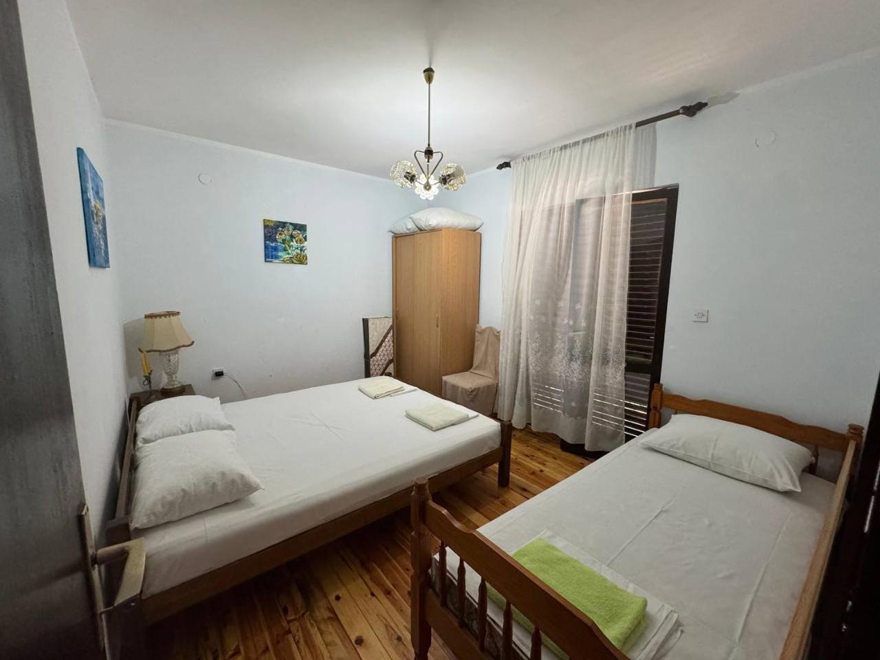 Apartment with Mountain View photo 3