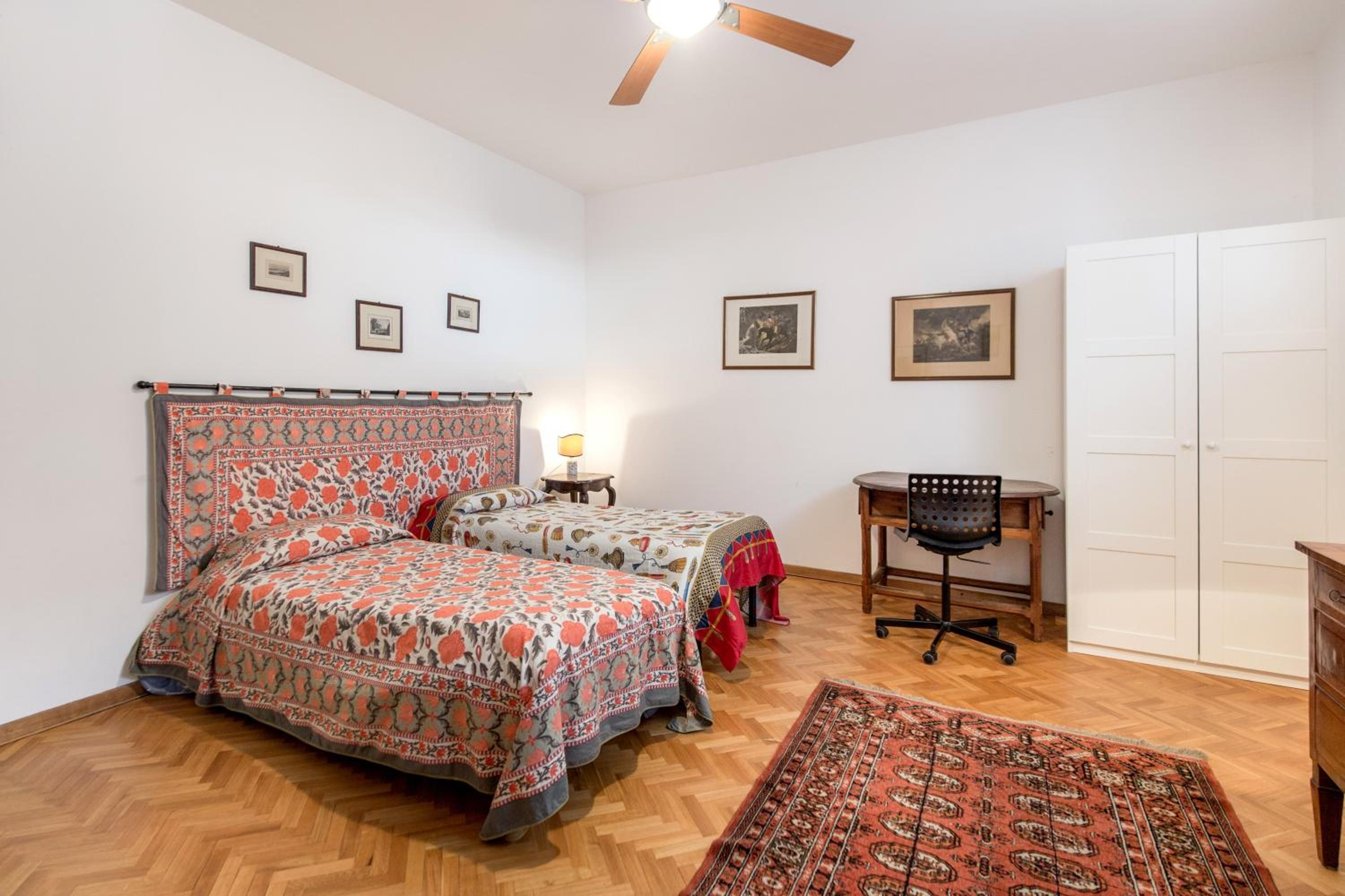 Apartment with Terrace photo 2