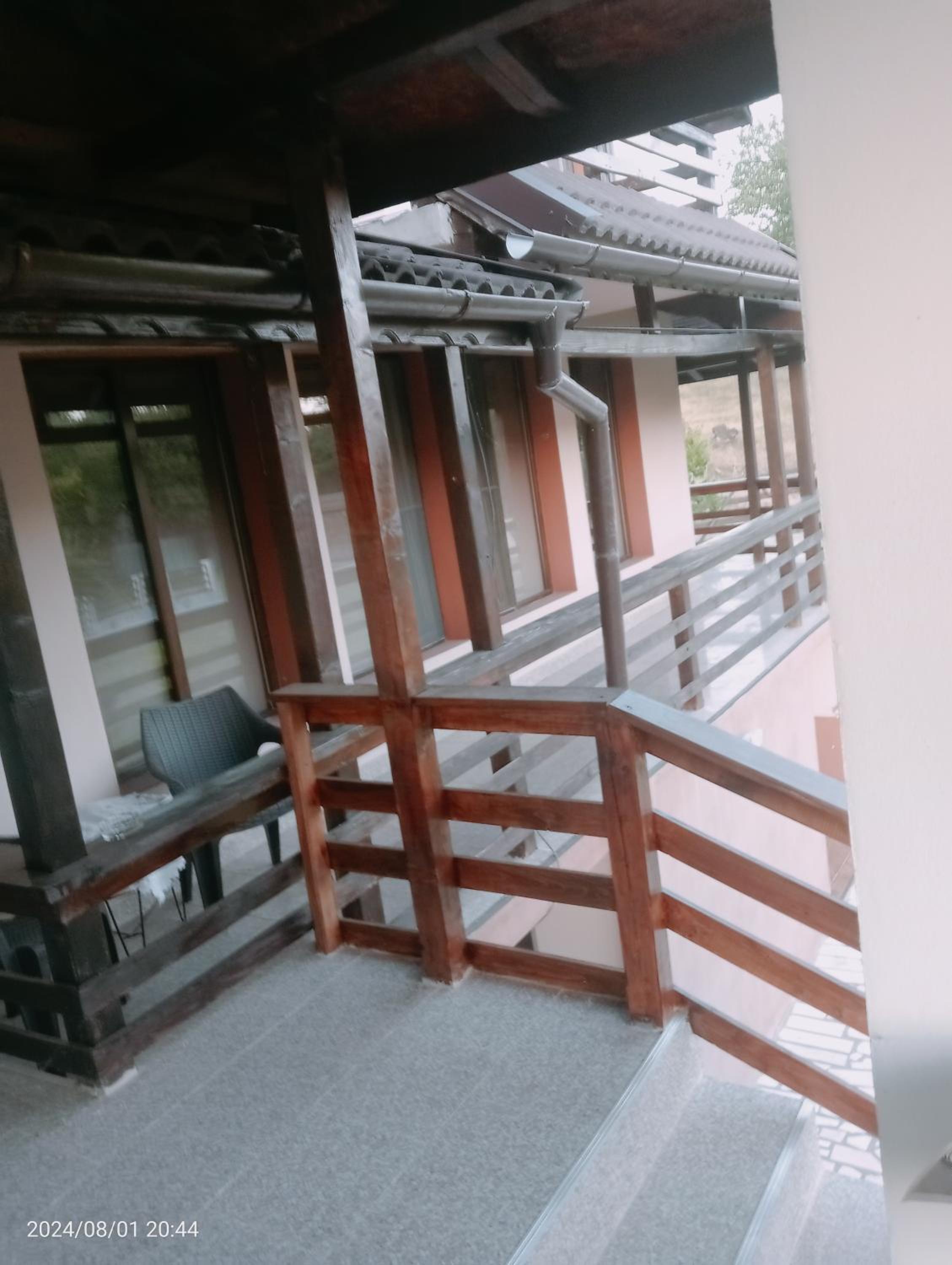 Double Room - Photo 5
