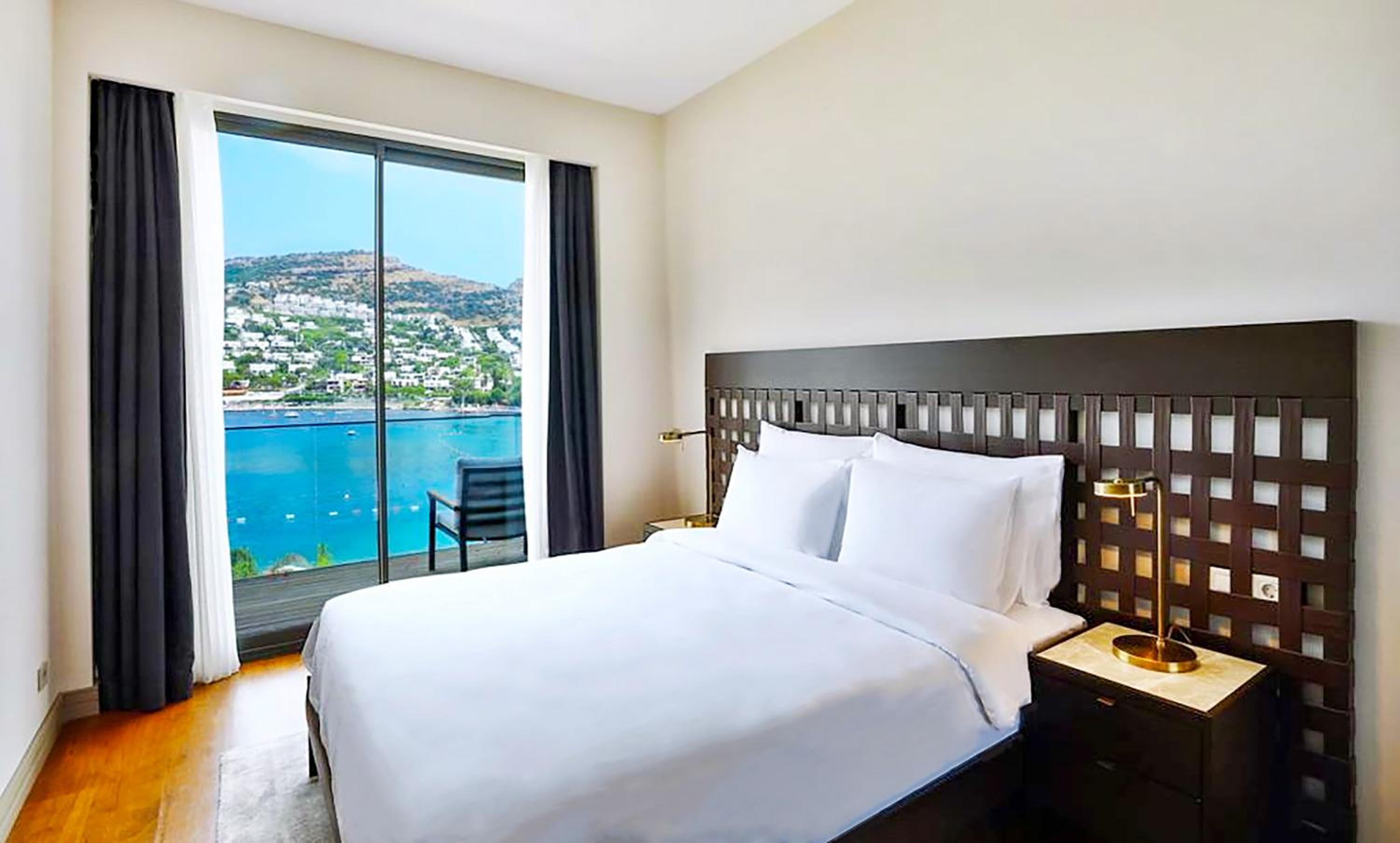 Executive Suite Sea View - Photo 1