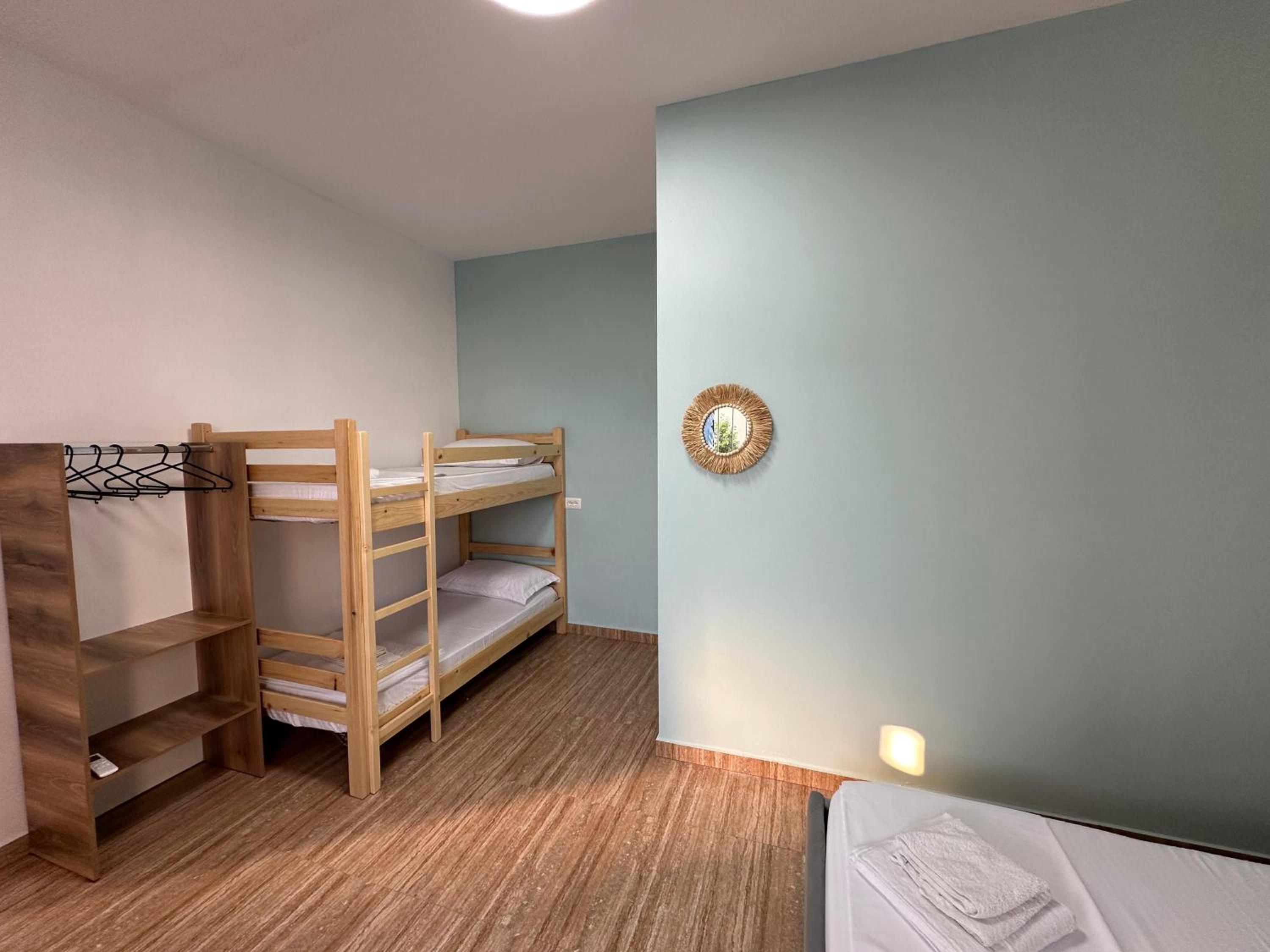 Quadruple Room with Private Bathroom photo 2