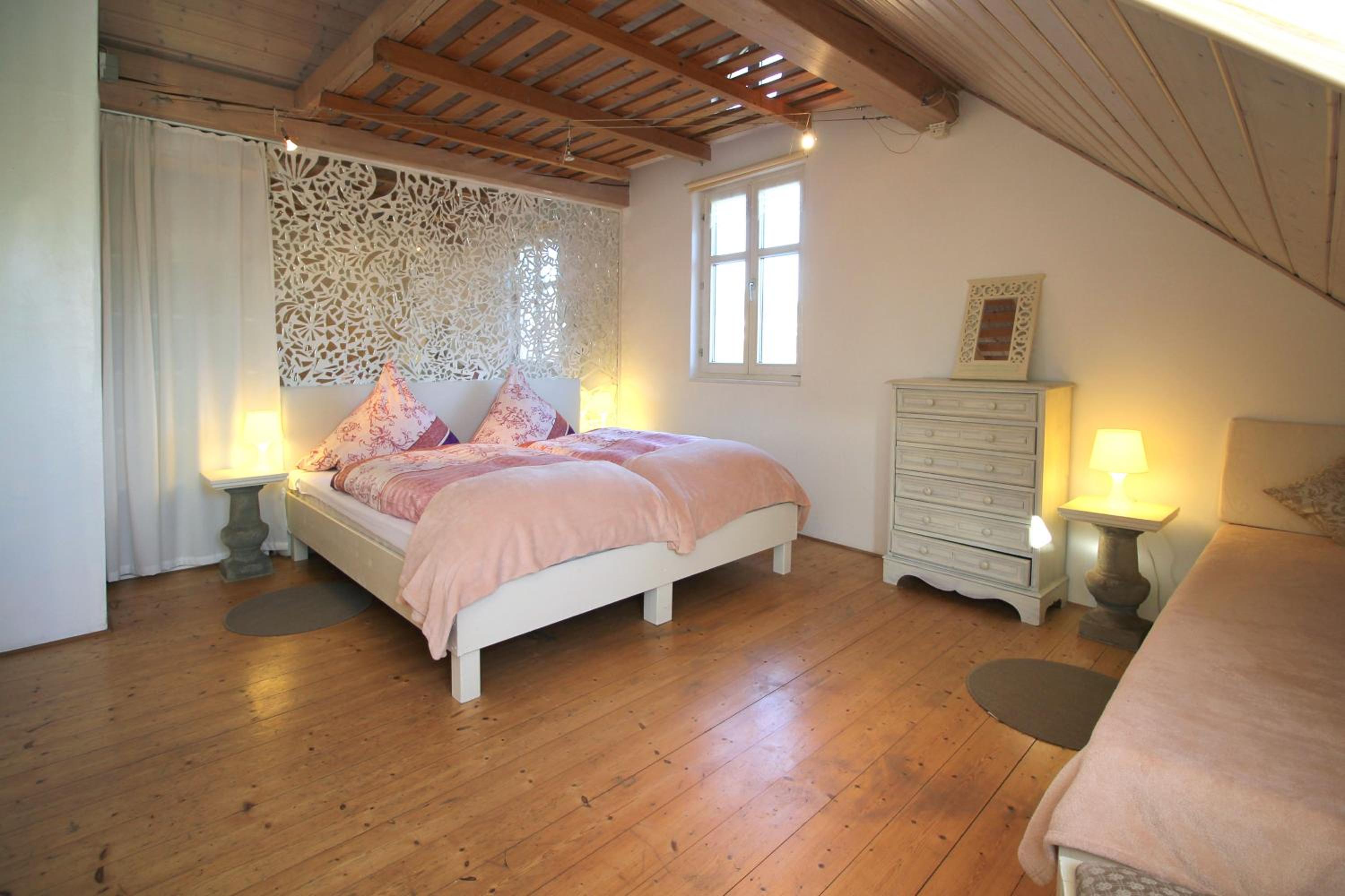 Four-Bedroom House photo 2