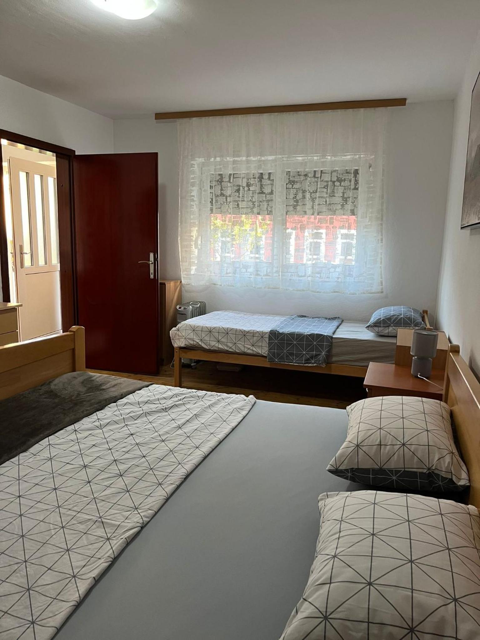 One-Bedroom Apartment photo 3