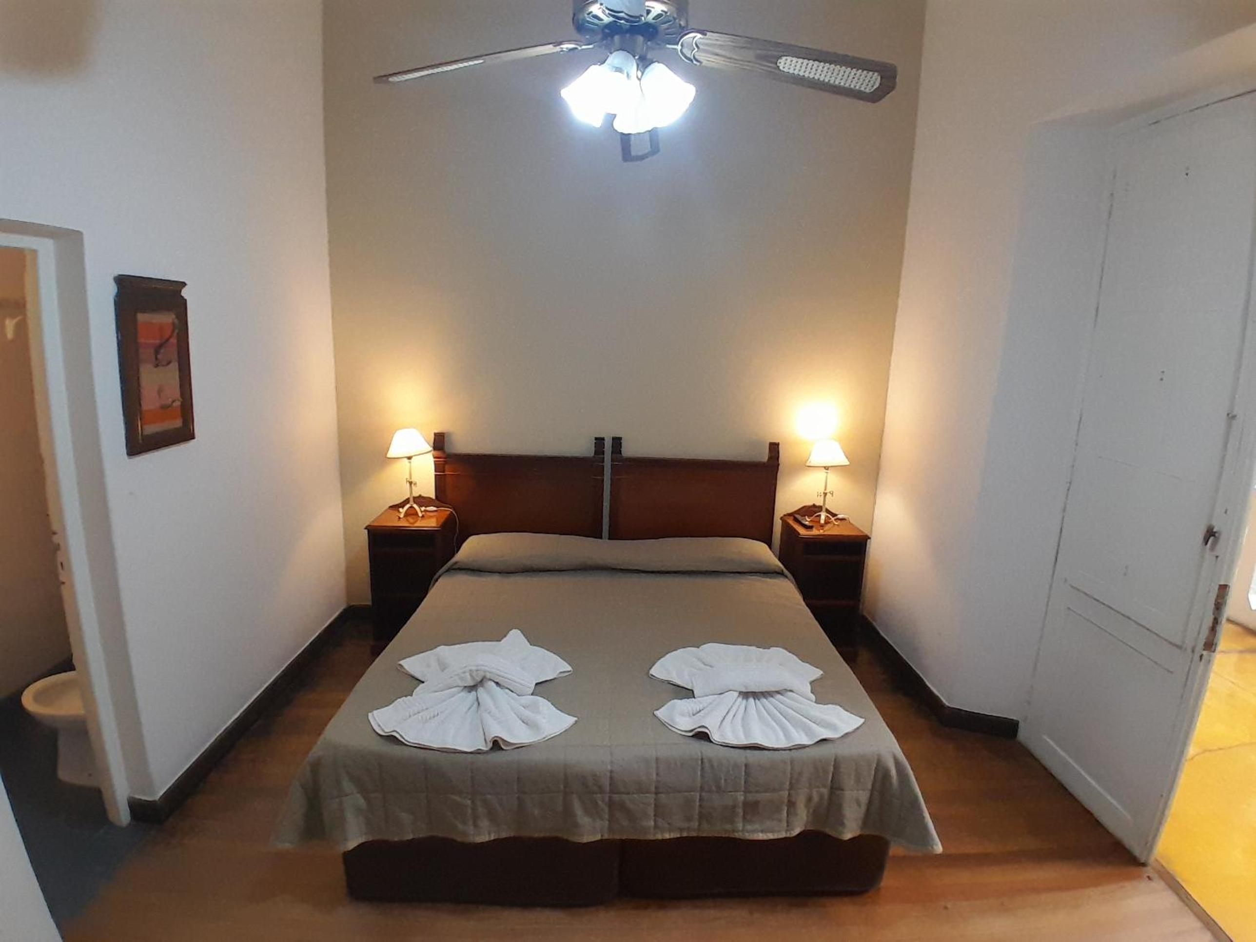 Standard Double Room photo 2