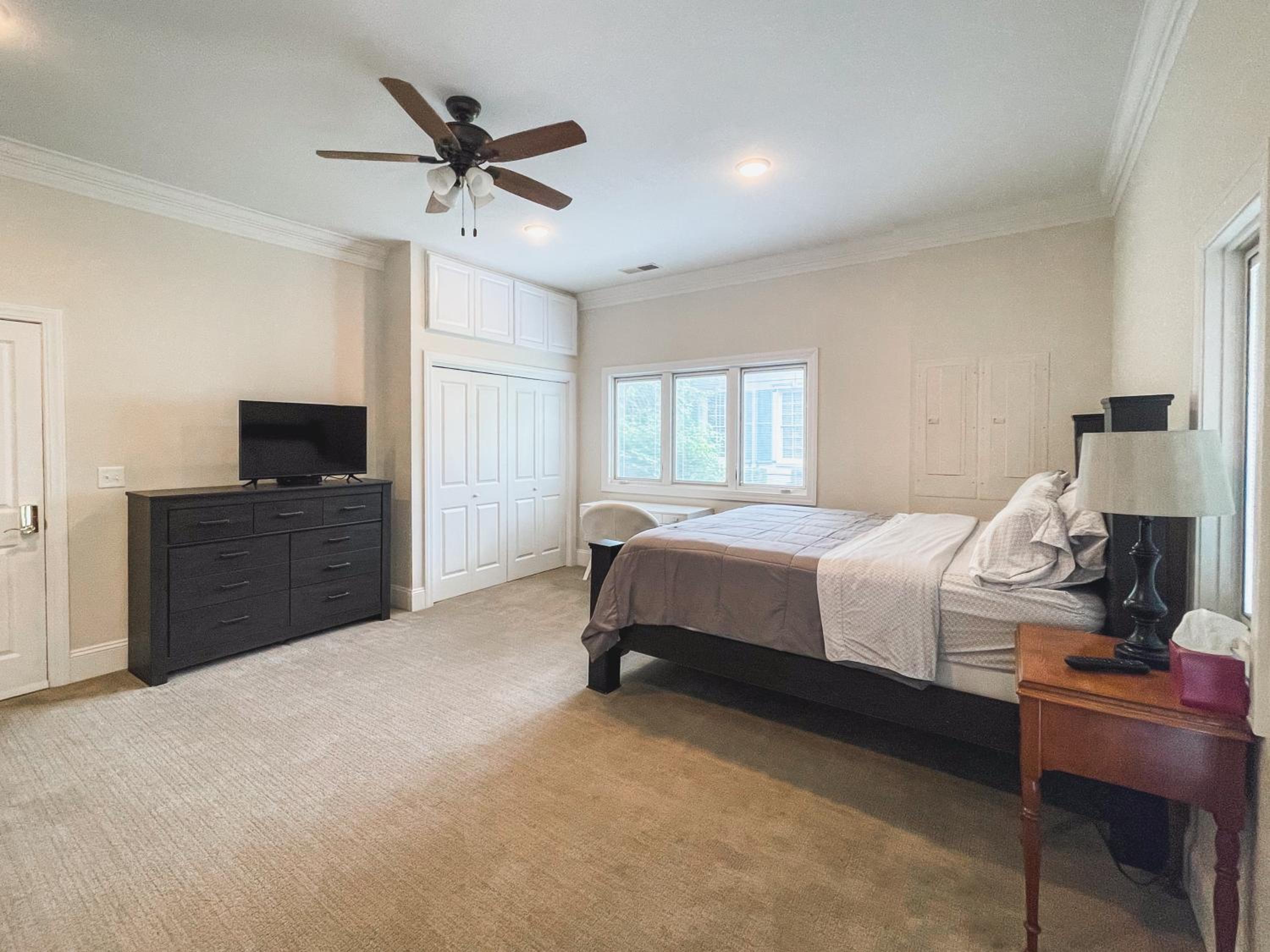 King Suite - Photo 9