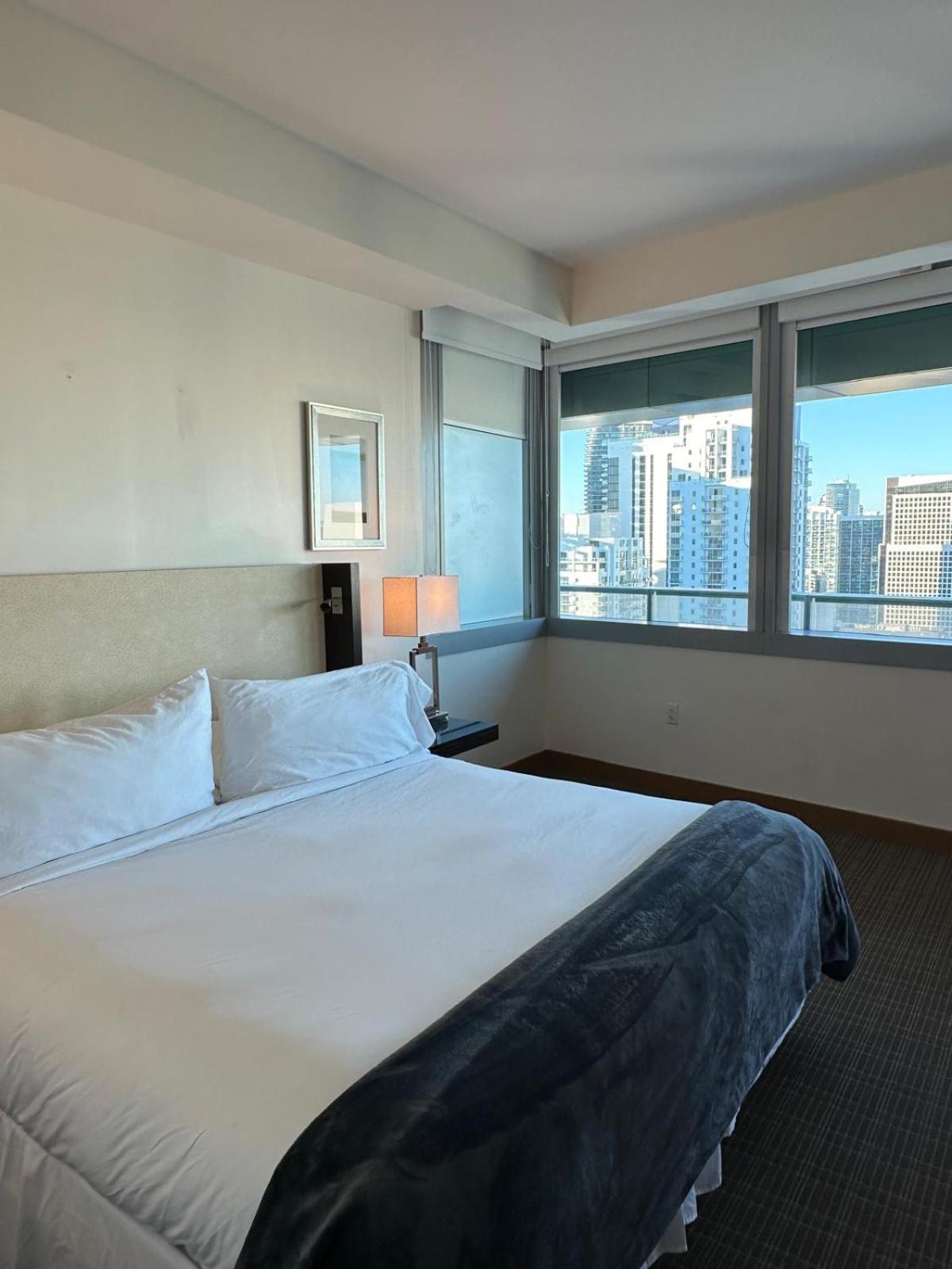 One-Bedroom Apartment With Sea View And Terrace photo 2