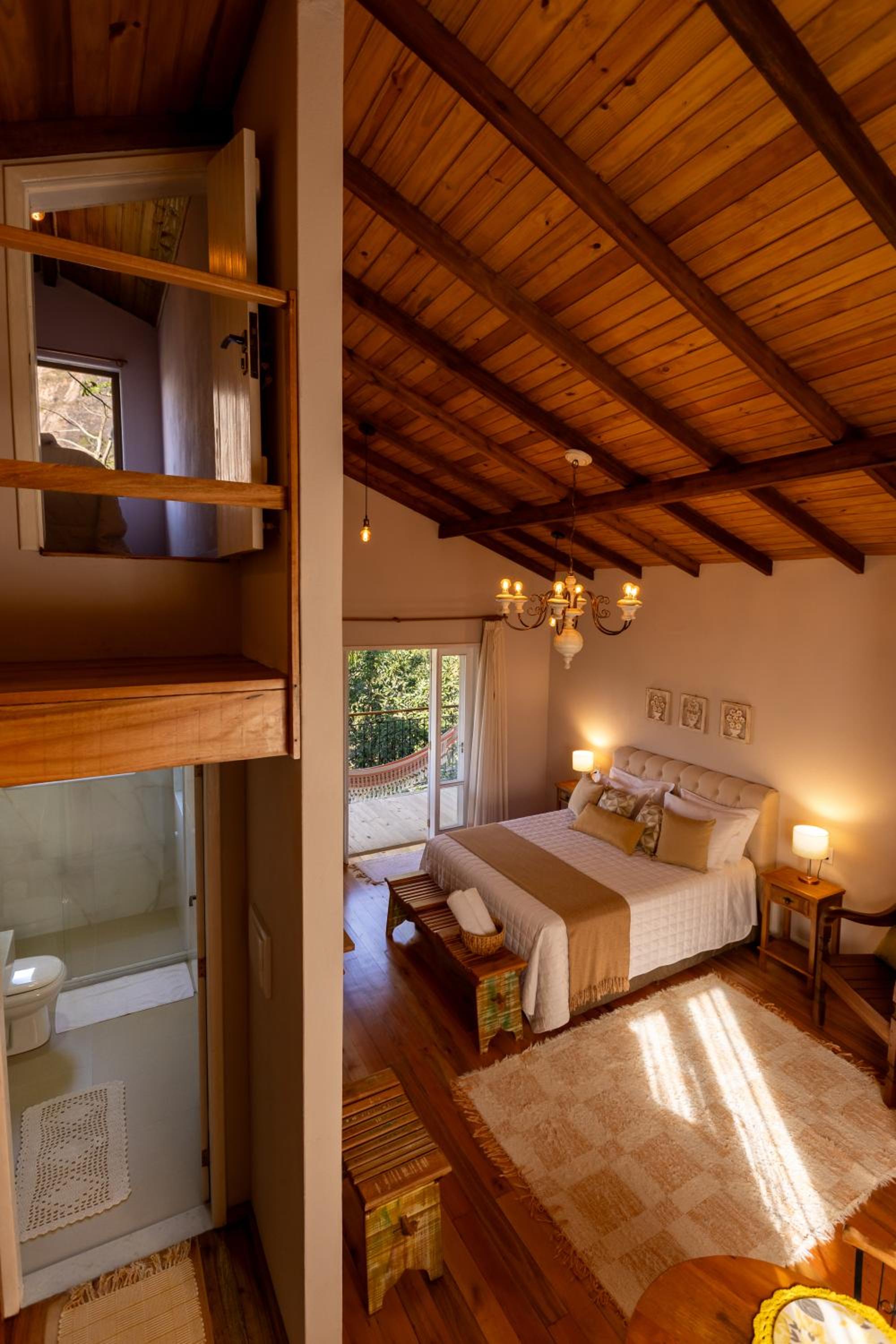 Suite with Mountain View photo 2