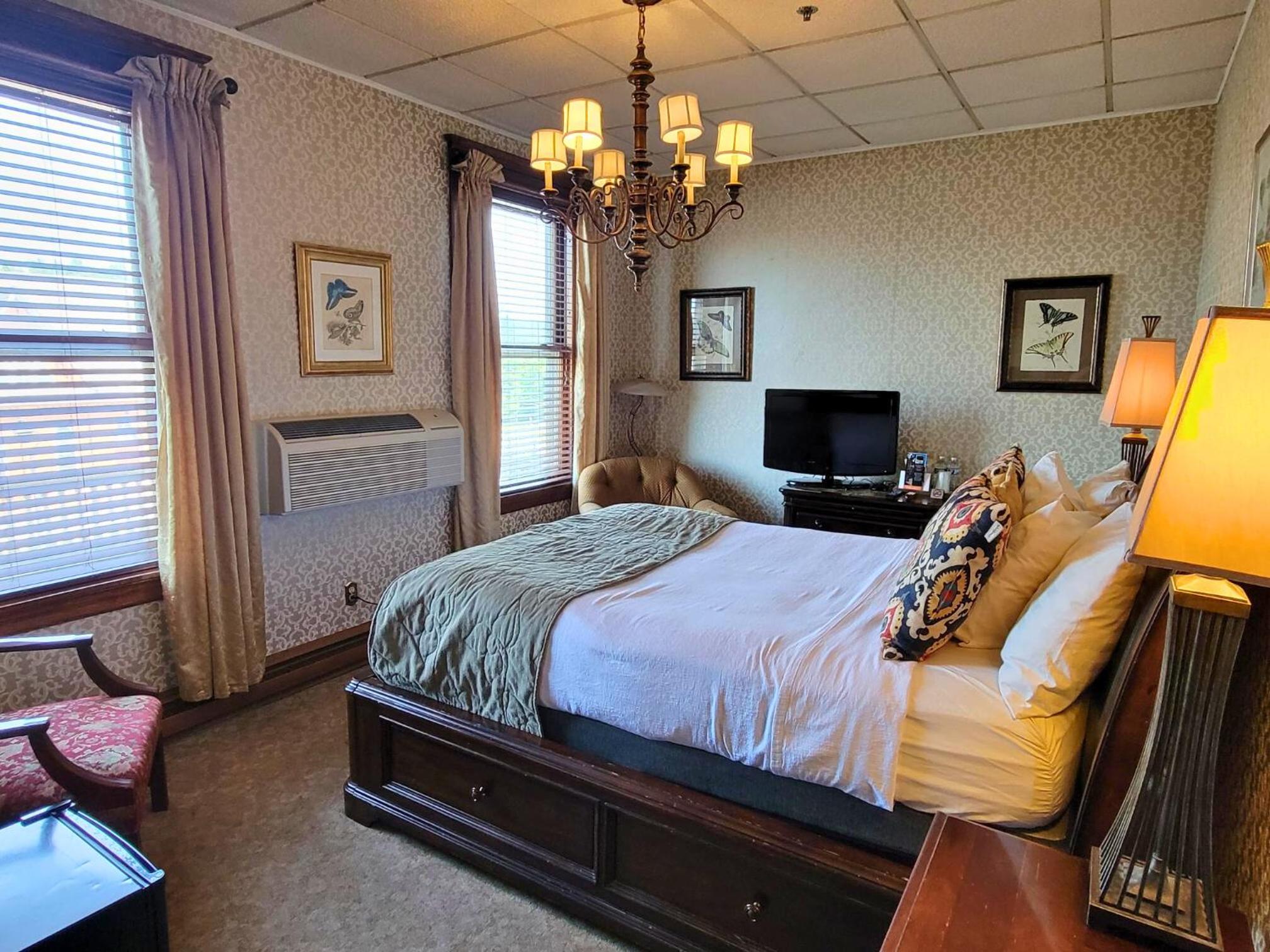 Queen Room - Photo 2