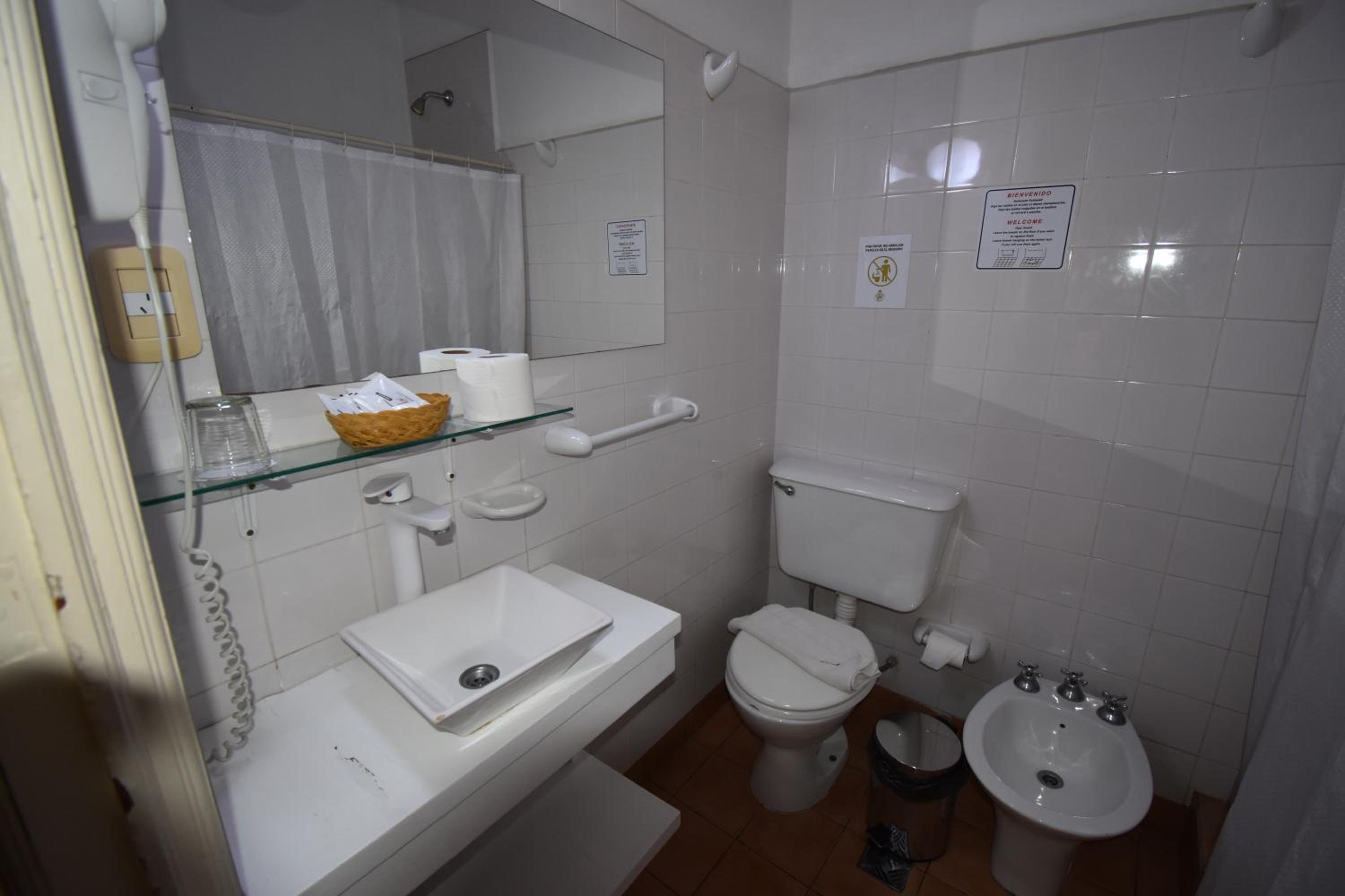 Superior Triple Room photo 2