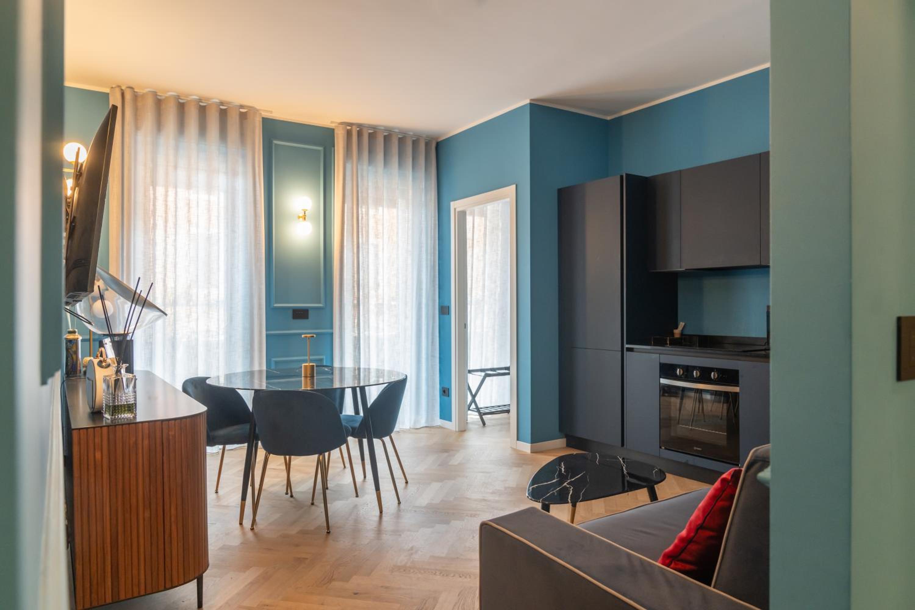 One-Bedroom Apartment
