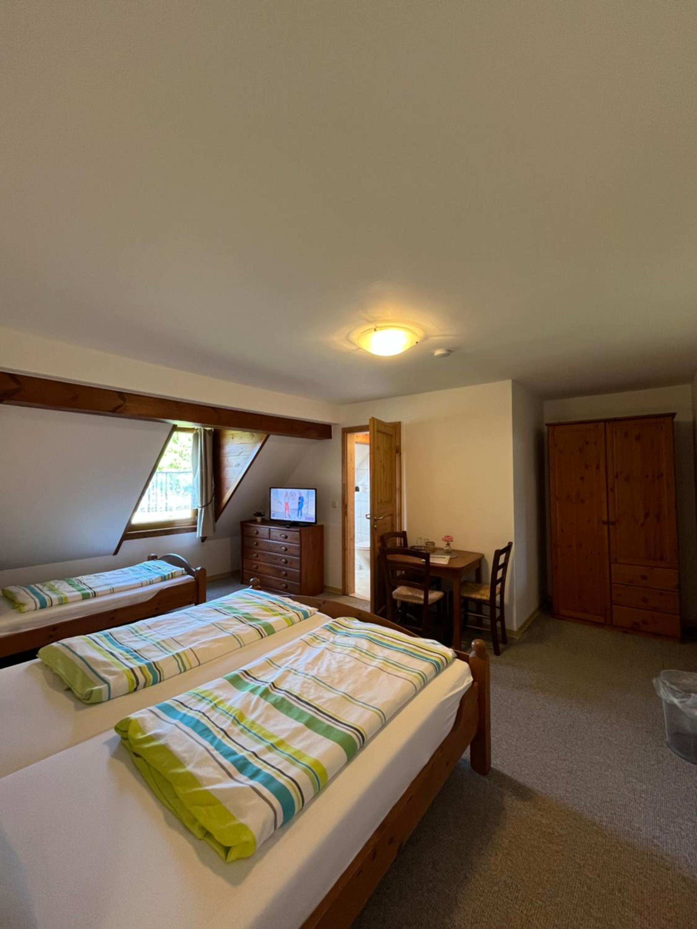 Triple Room photo 2