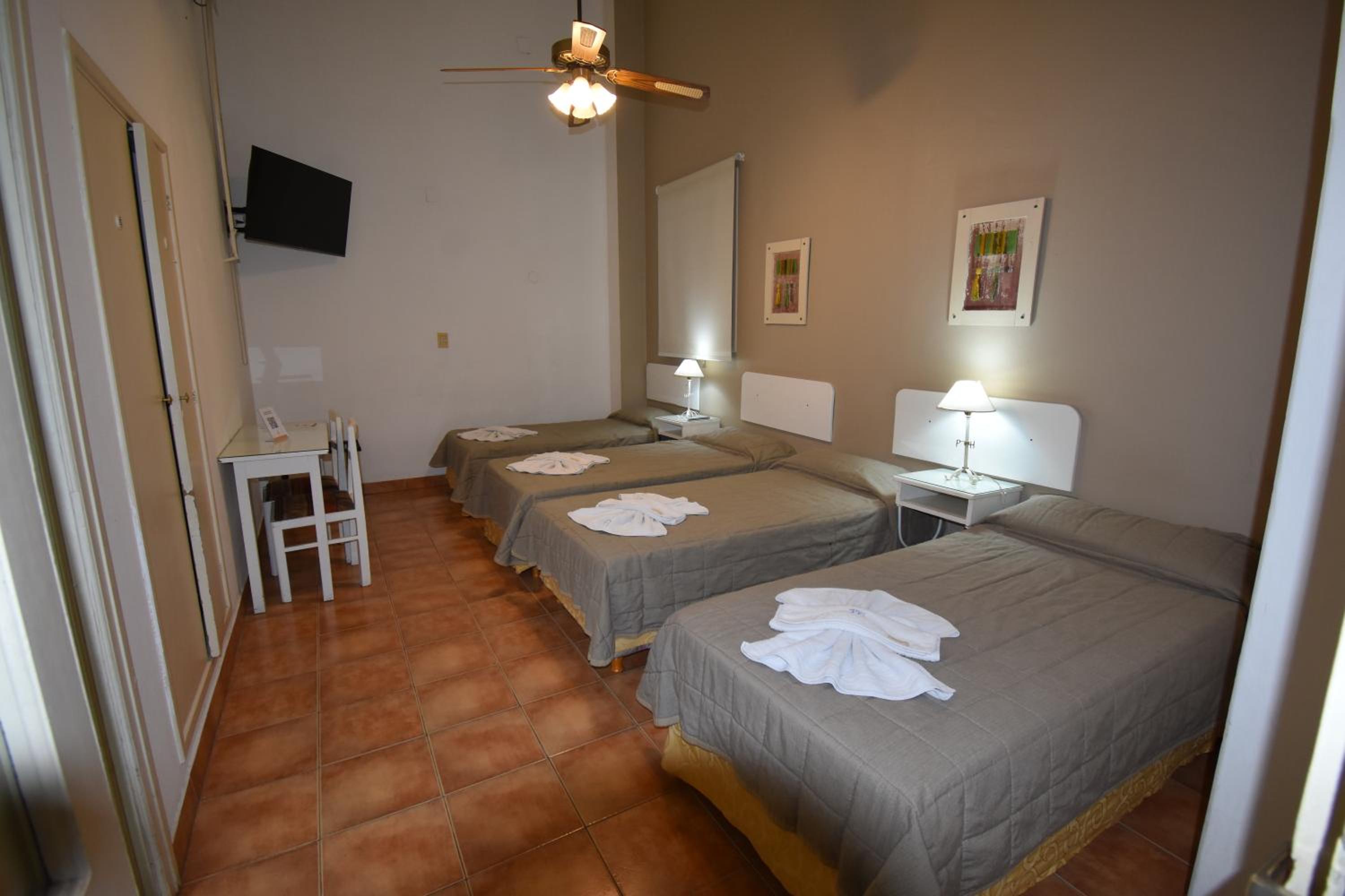 Standard Quadruple Room photo 1