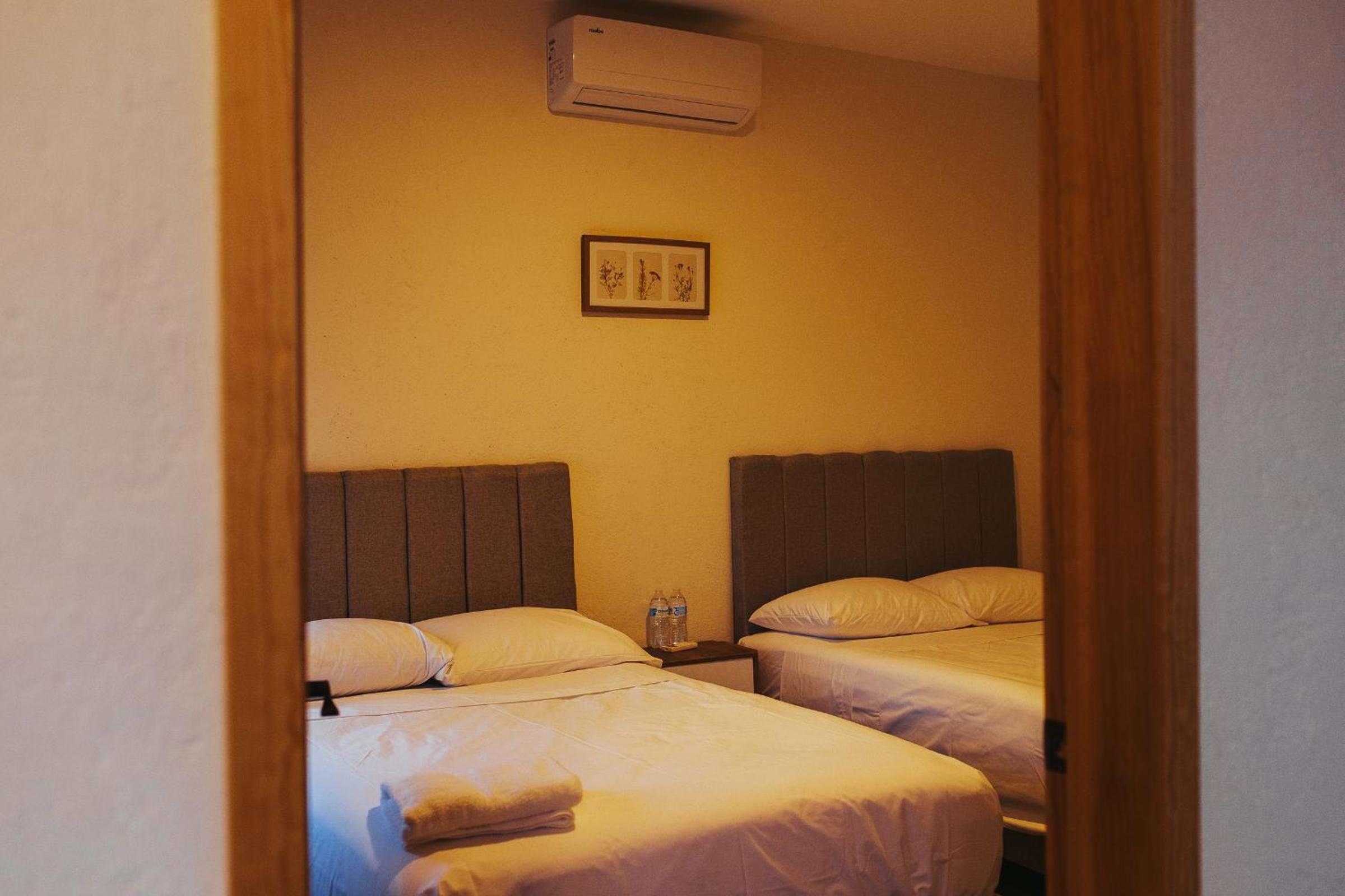 Four-Bedroom House photo 3