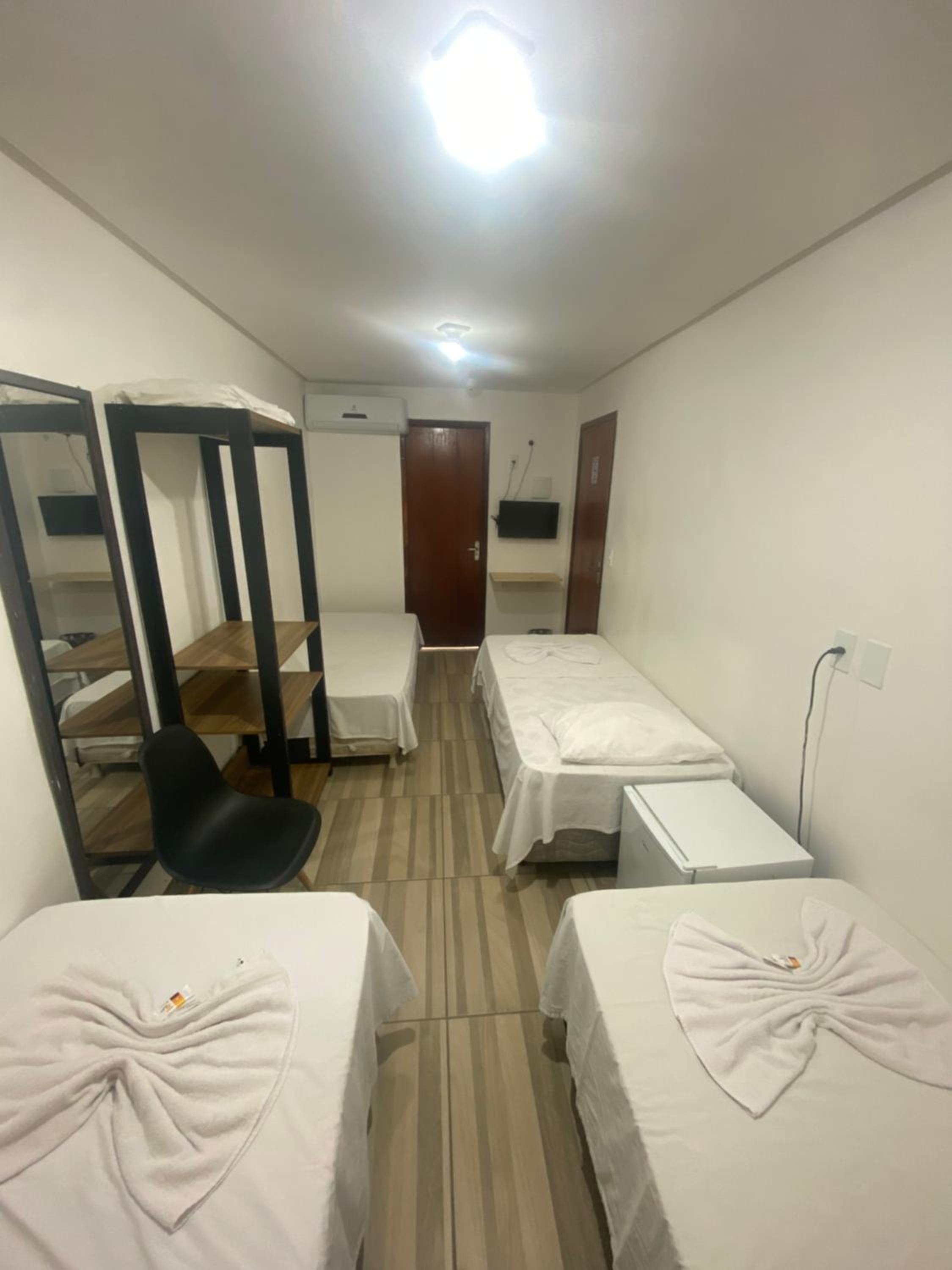 Economy Quadruple Room photo 2