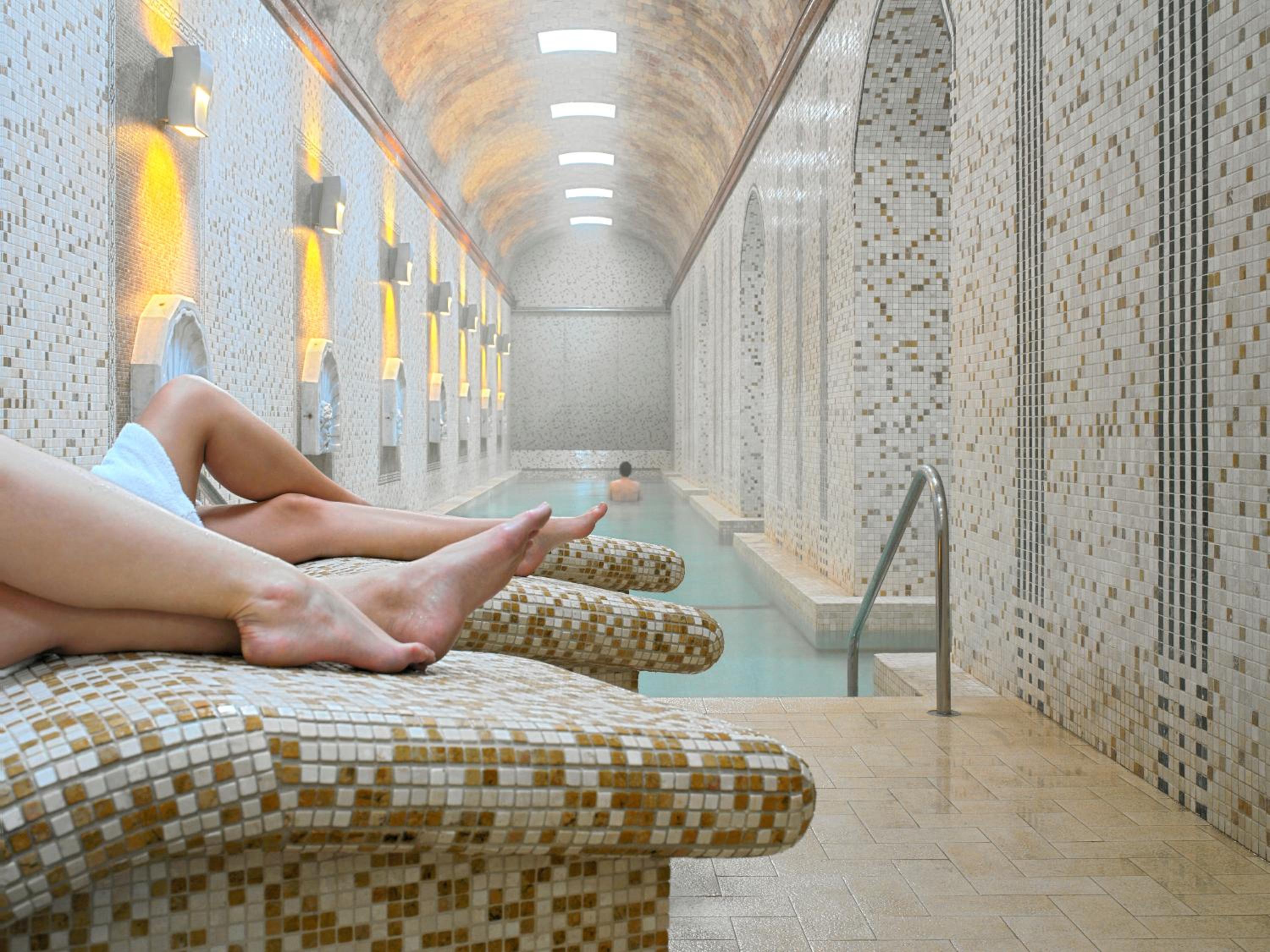 Double or Twin Room with Spa Access photo 3