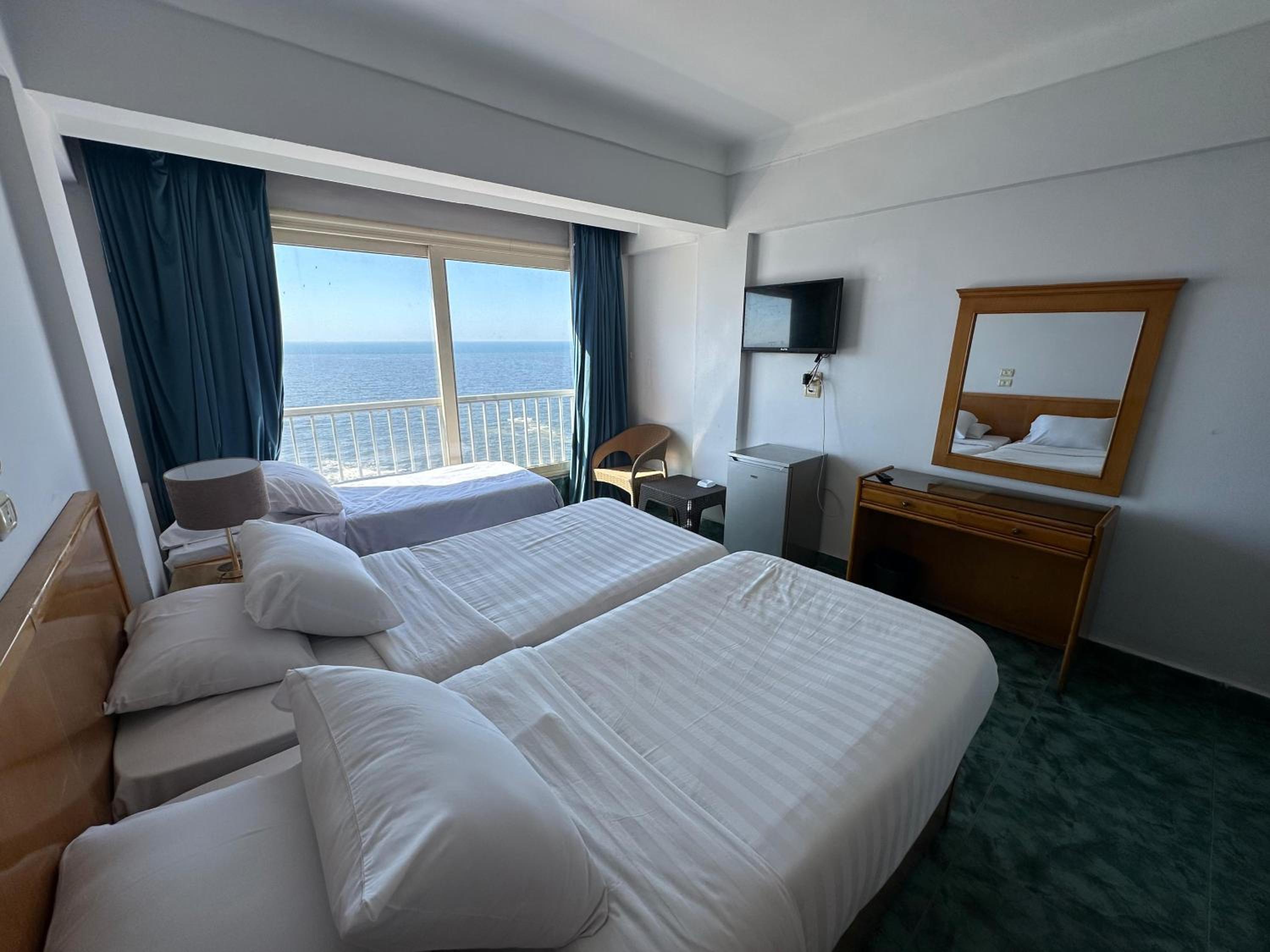 Triple Room With Sea View