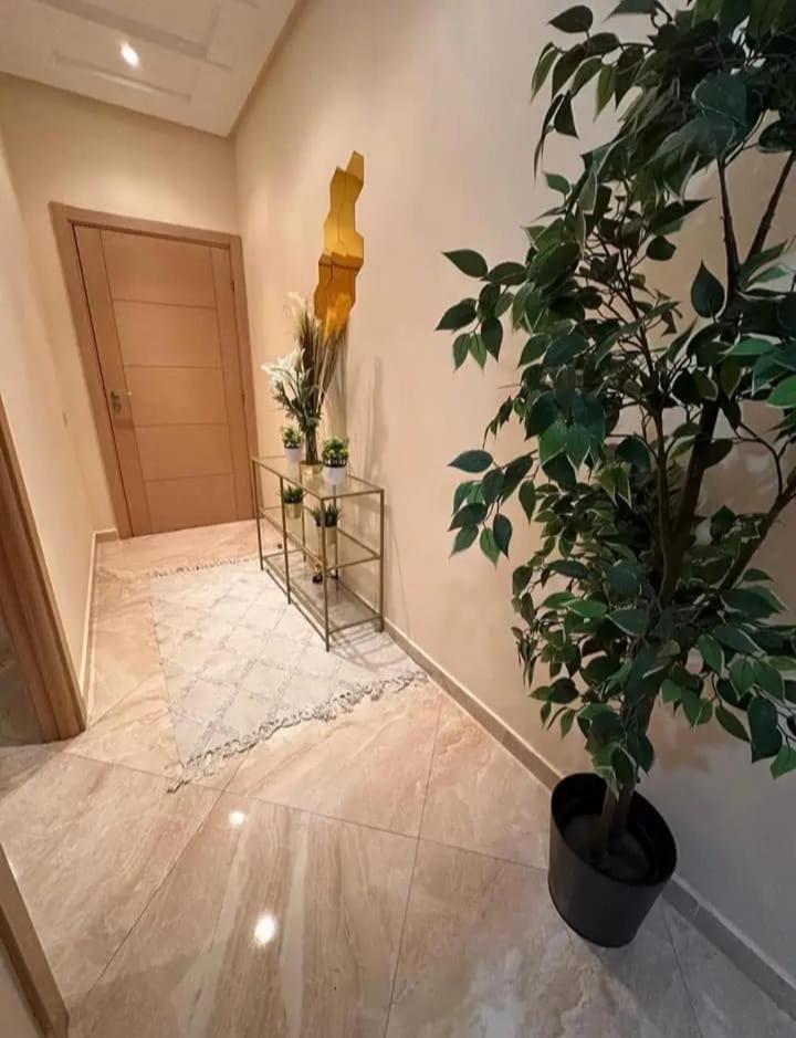 Three-Bedroom Apartment photo 3