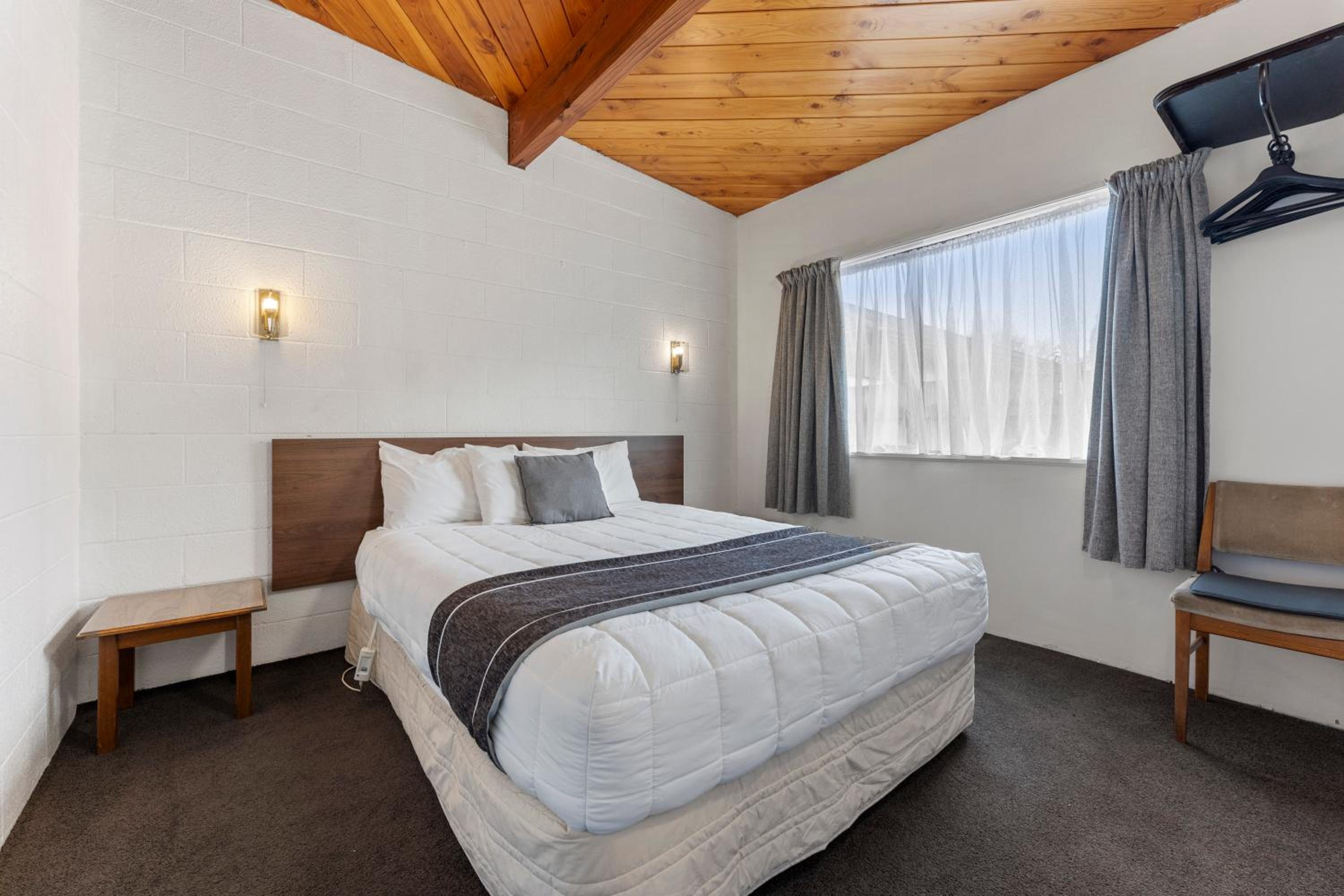 Standard Double or Twin Room photo 1