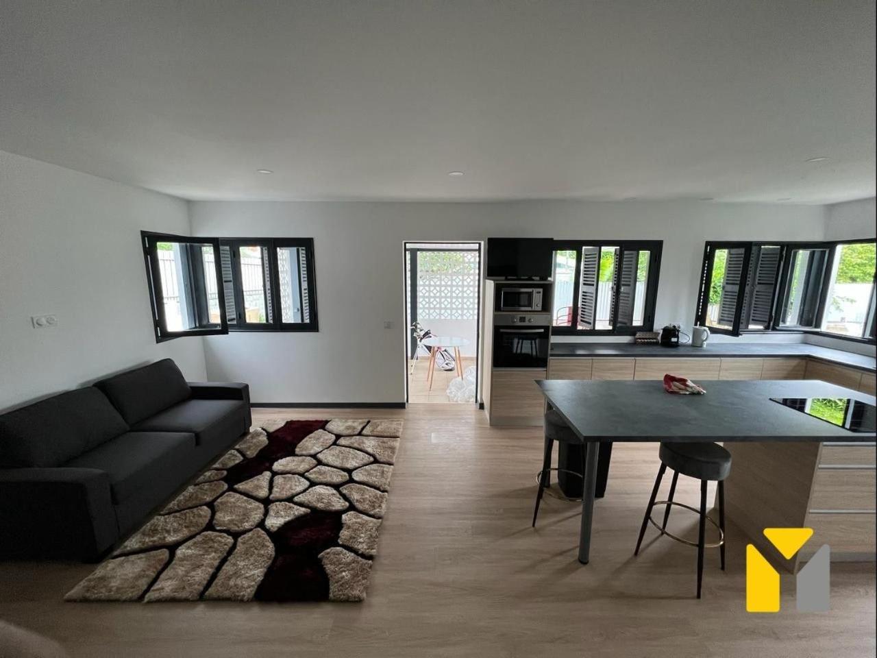 Three-Bedroom Villa photo 1