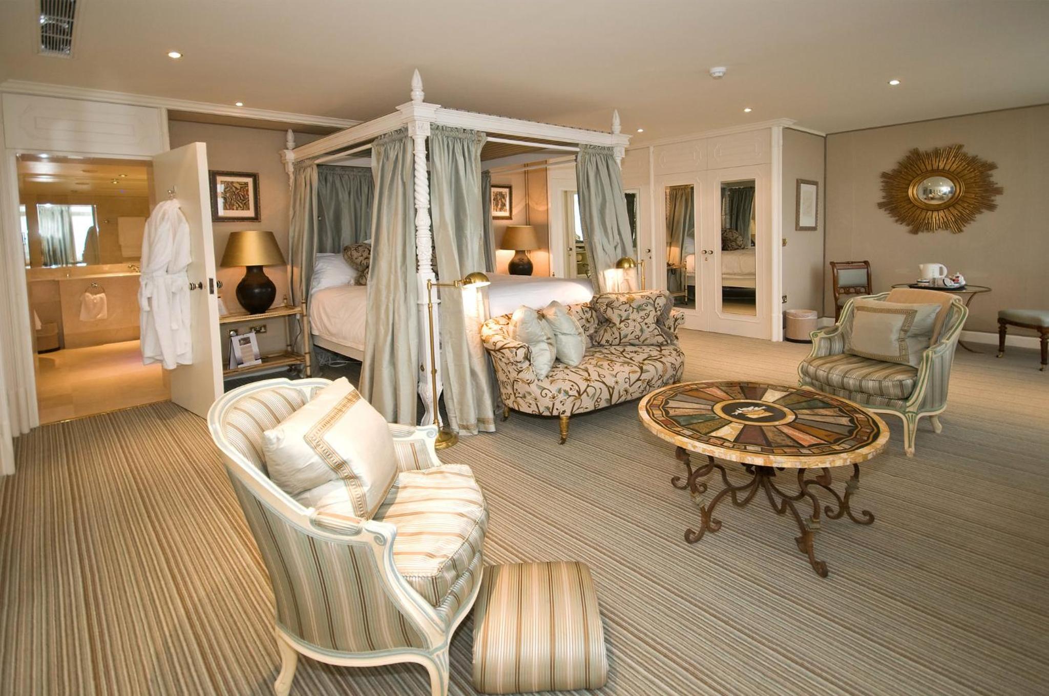 Executive Suite photo 2