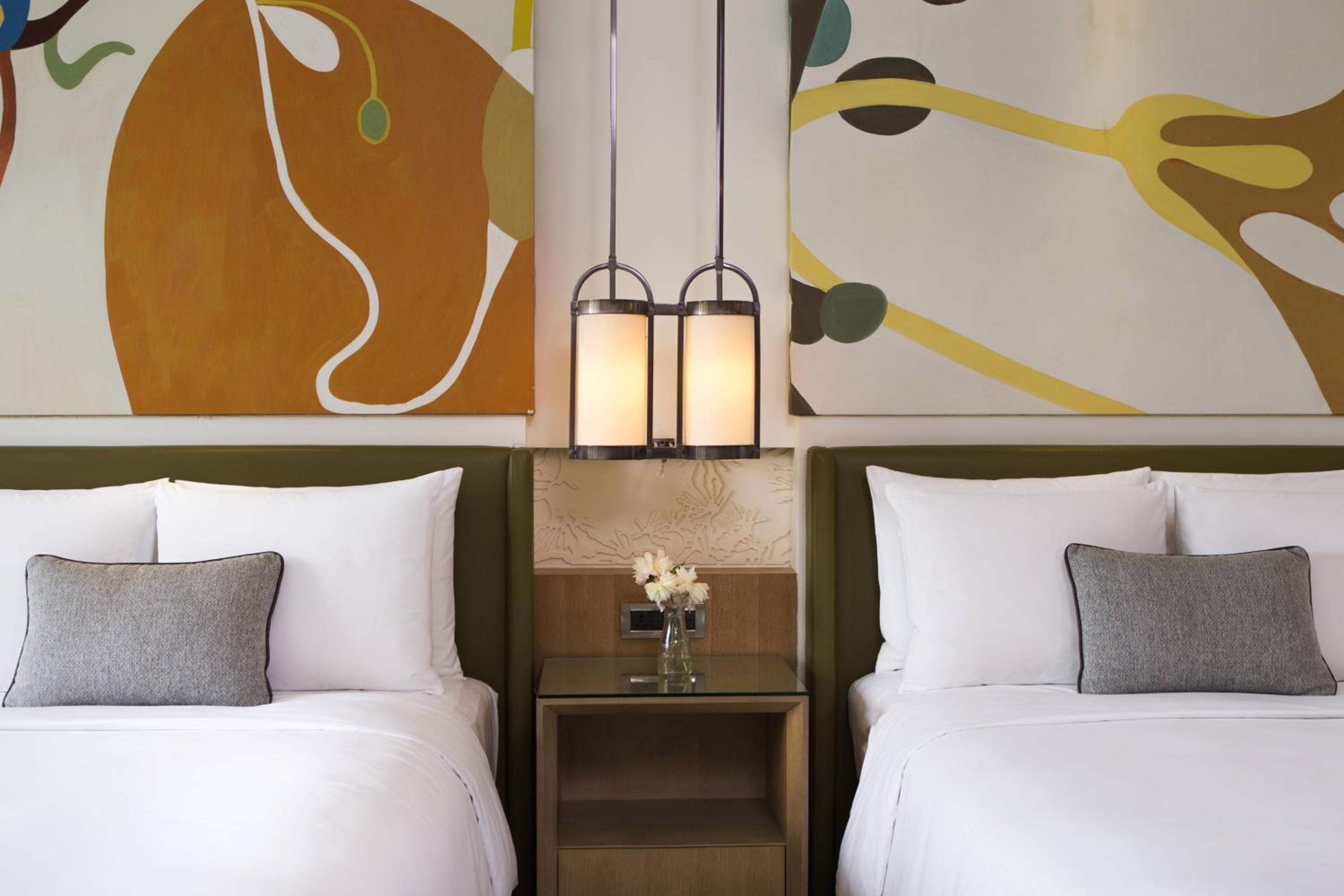 Deluxe Room King - Photo 5