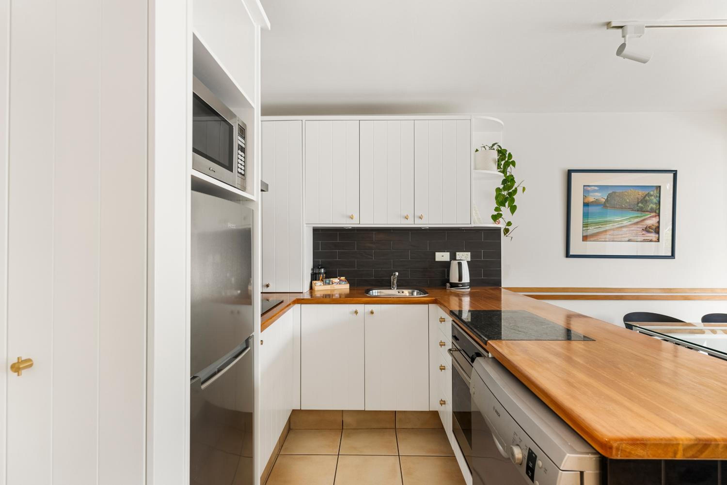 Two-Bedroom Apartment - Oceanfront  photo 2