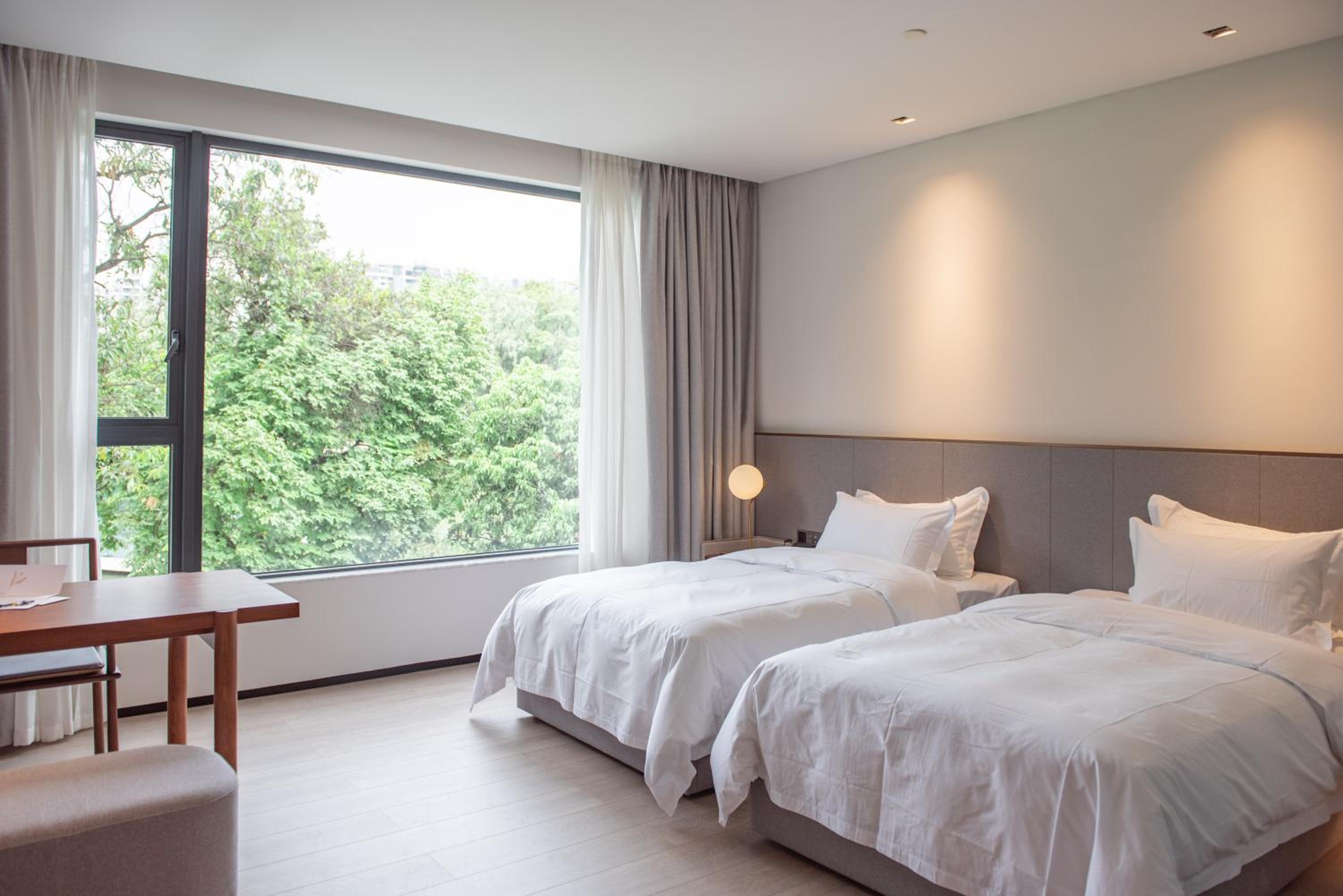 Twin Room with Lake View