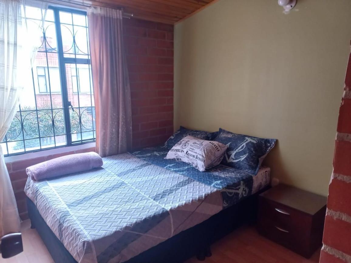 Three-Bedroom House photo 2