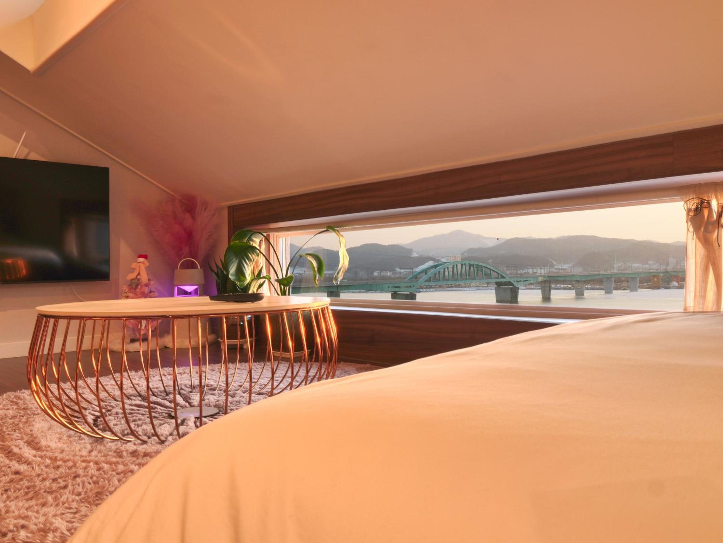 Double or Twin Room - Photo 2