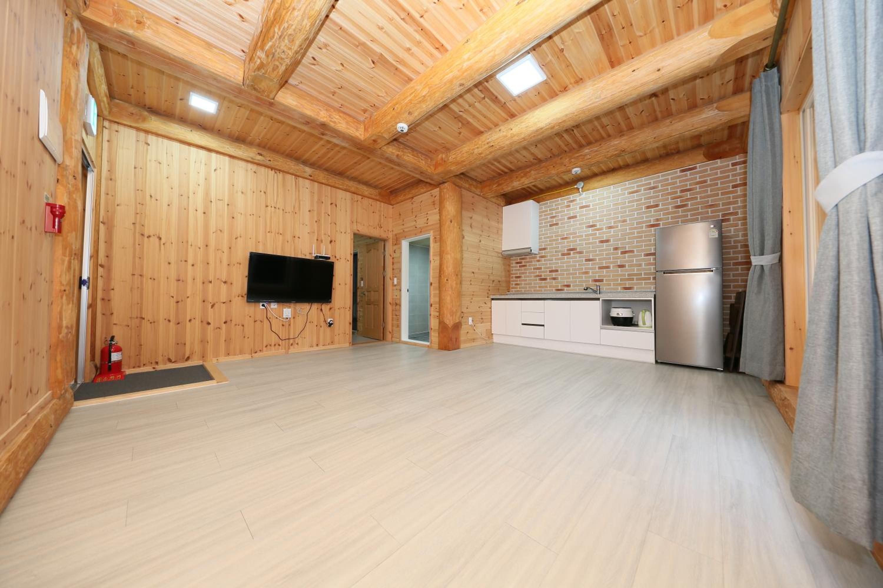 Family Room photo 1