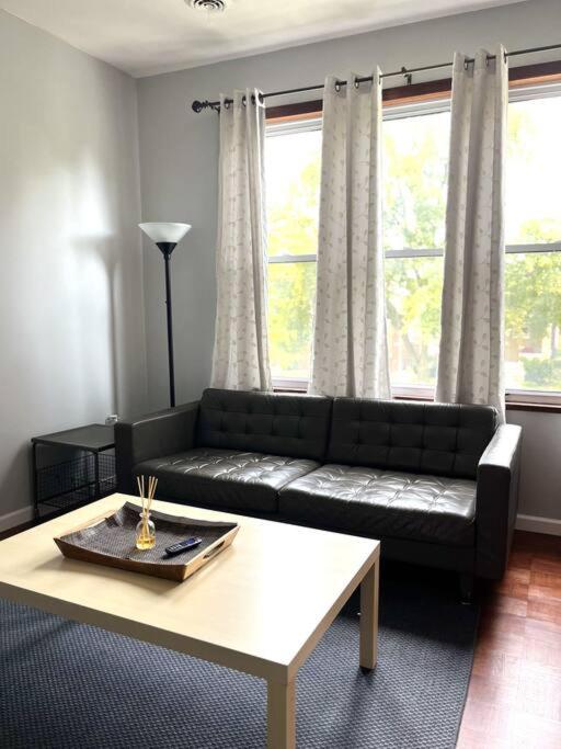 Three-Bedroom Apartment photo 1