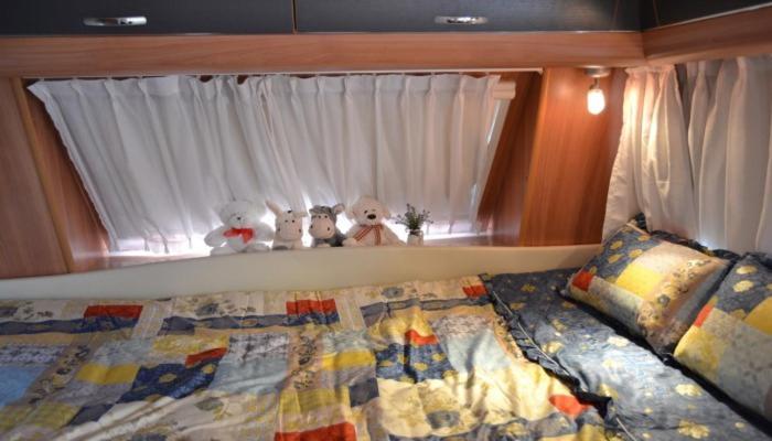 Caravan photo 1