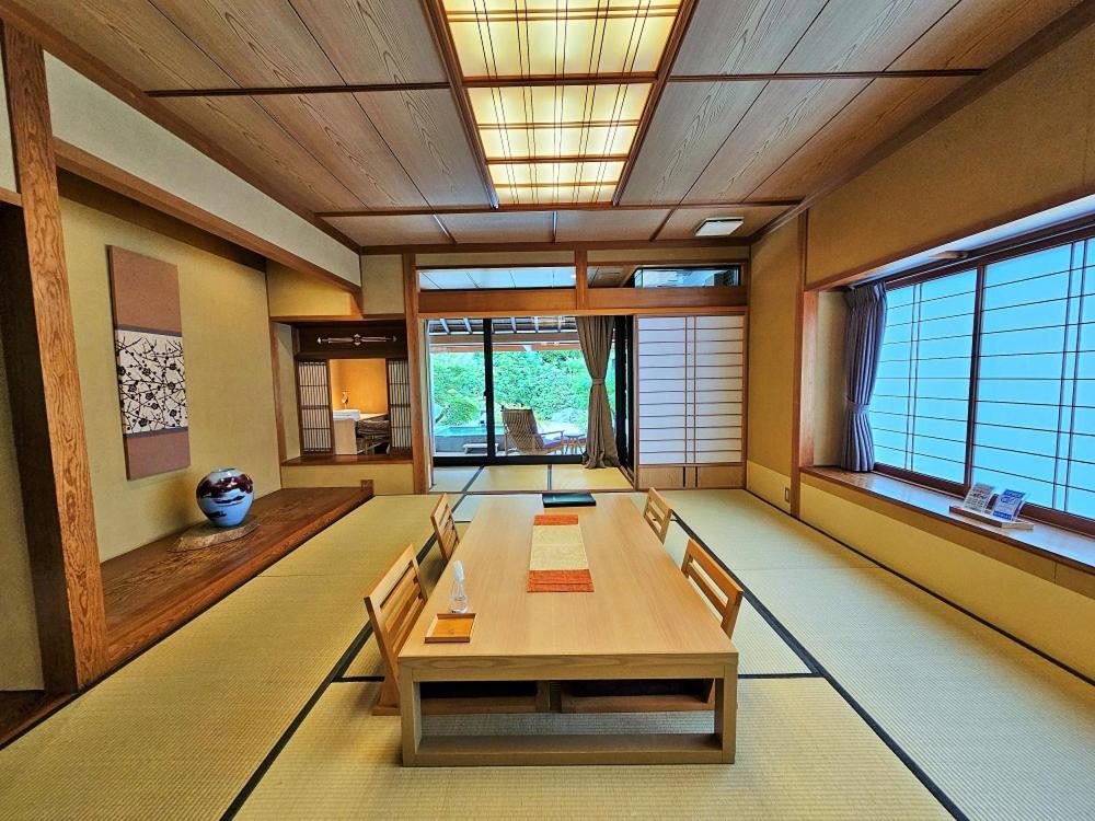 Superior Japanese-Style Room with Open Air Bath "Ume"